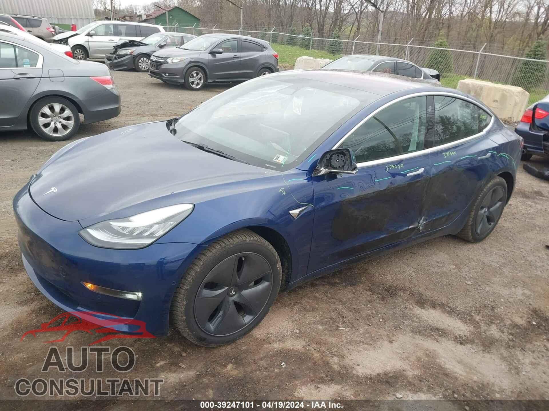 TESLA MODEL 3 2018 - 5YJ3E1EA7JF077893