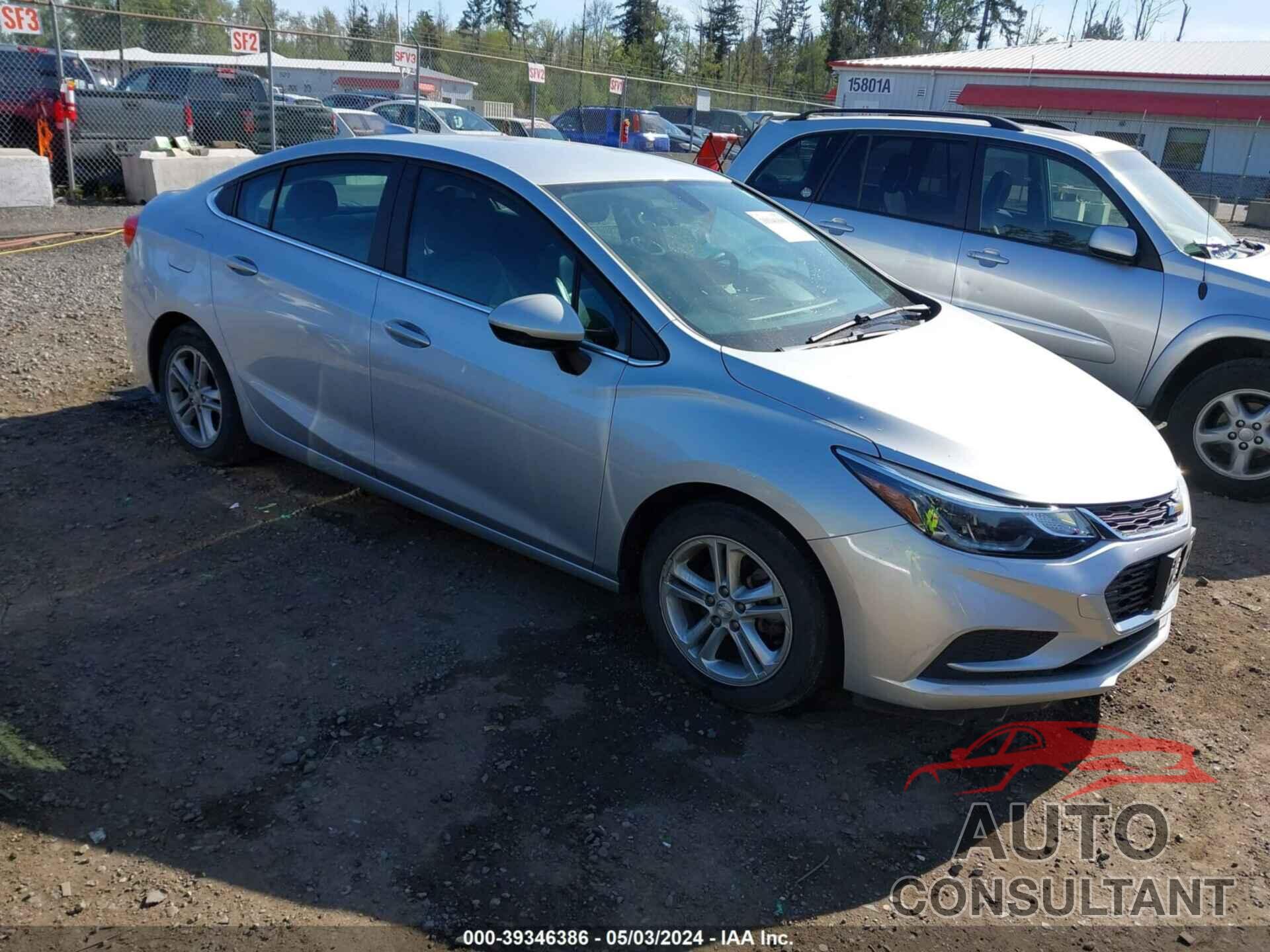 CHEVROLET CRUZE 2018 - 1G1BE5SM8J7202299