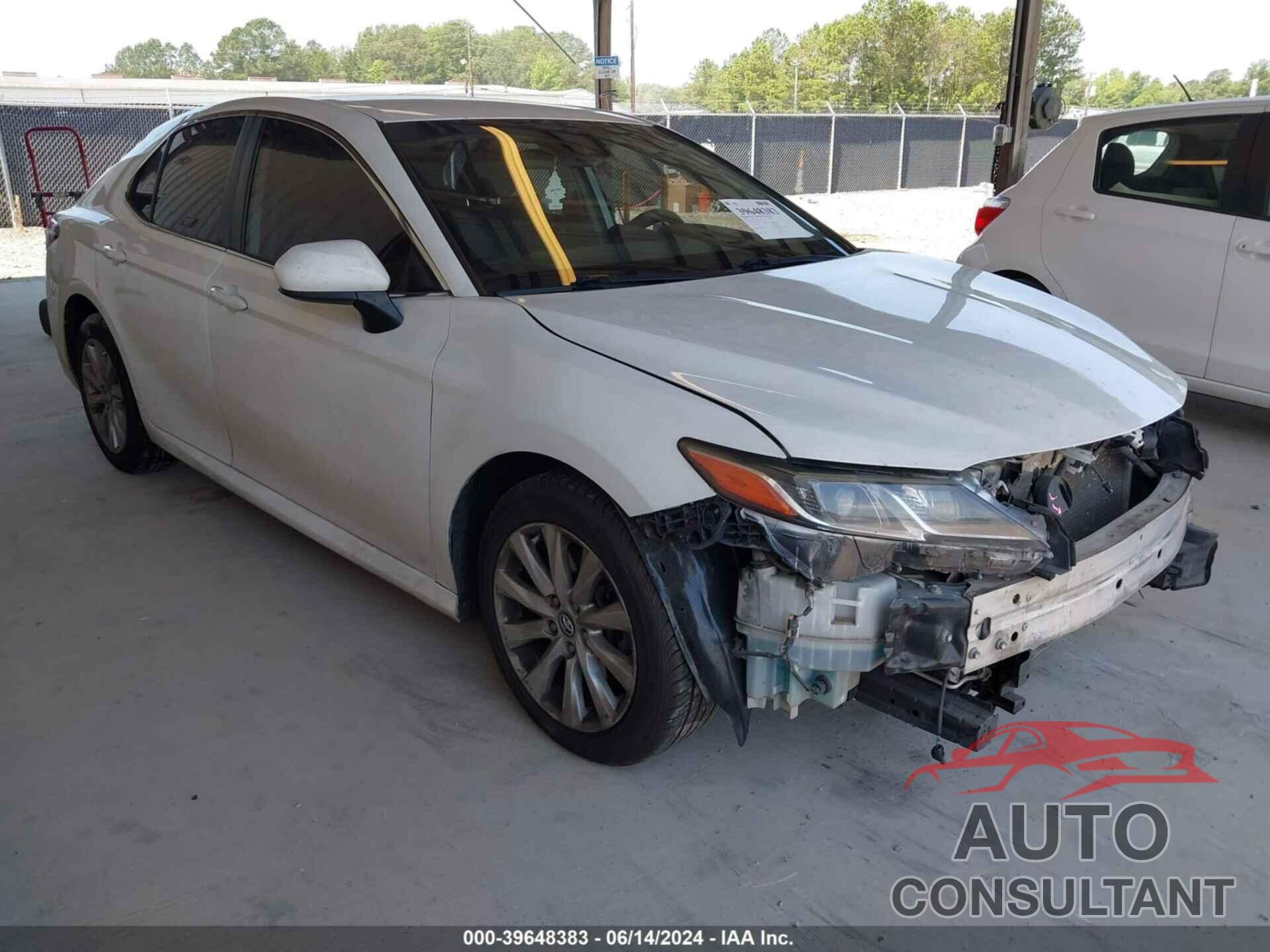 TOYOTA CAMRY 2019 - 4T1B11HK1KU265566