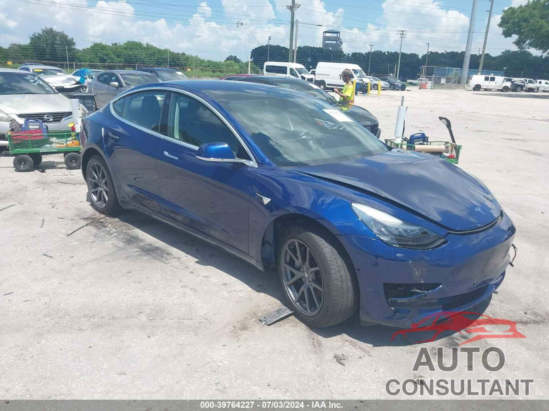 TESLA MODEL 3 2018 - 5YJ3E1EA4JF027713