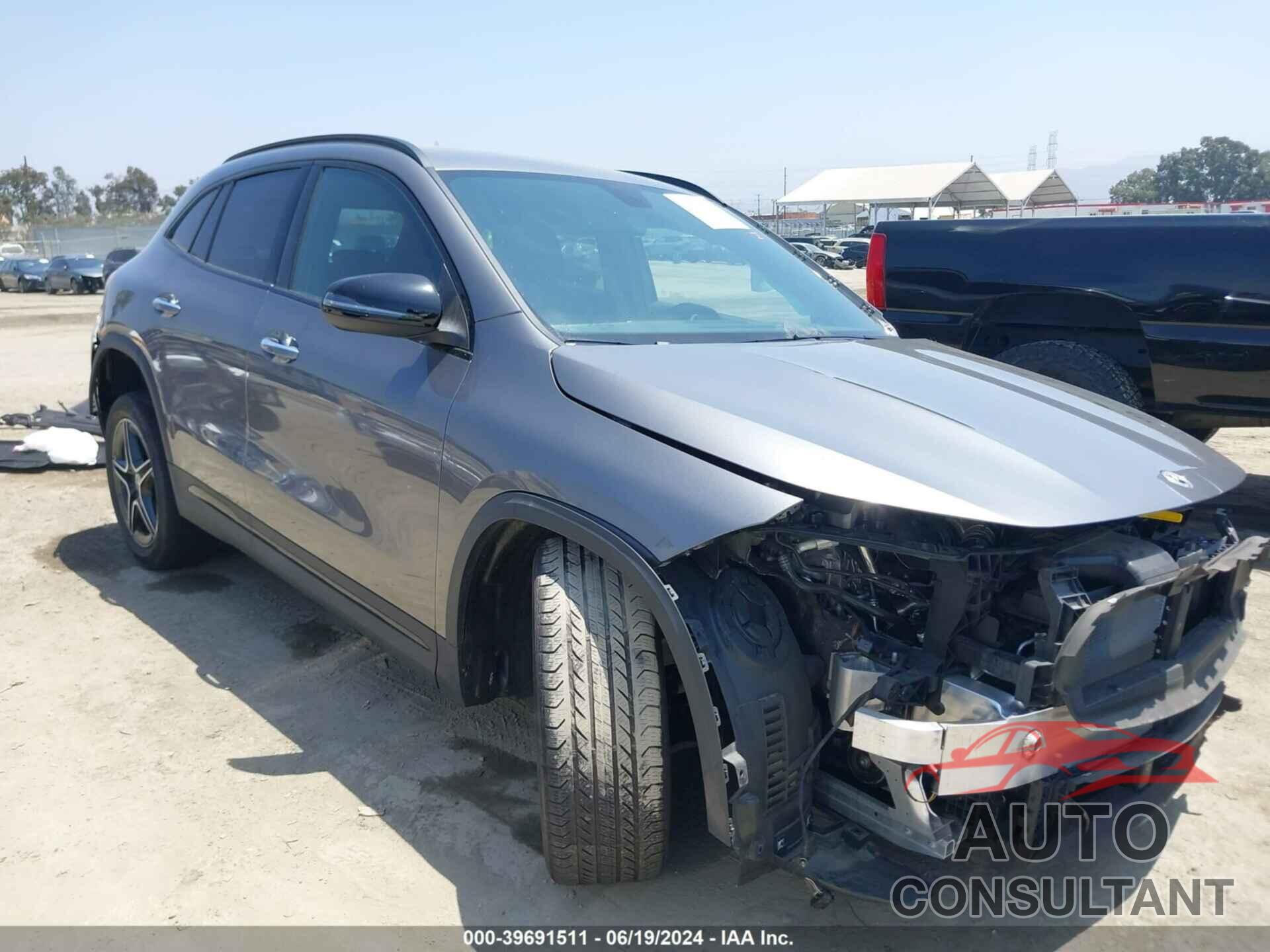 MERCEDES-BENZ GLA 250 2023 - W1N4N4GB0PJ490230