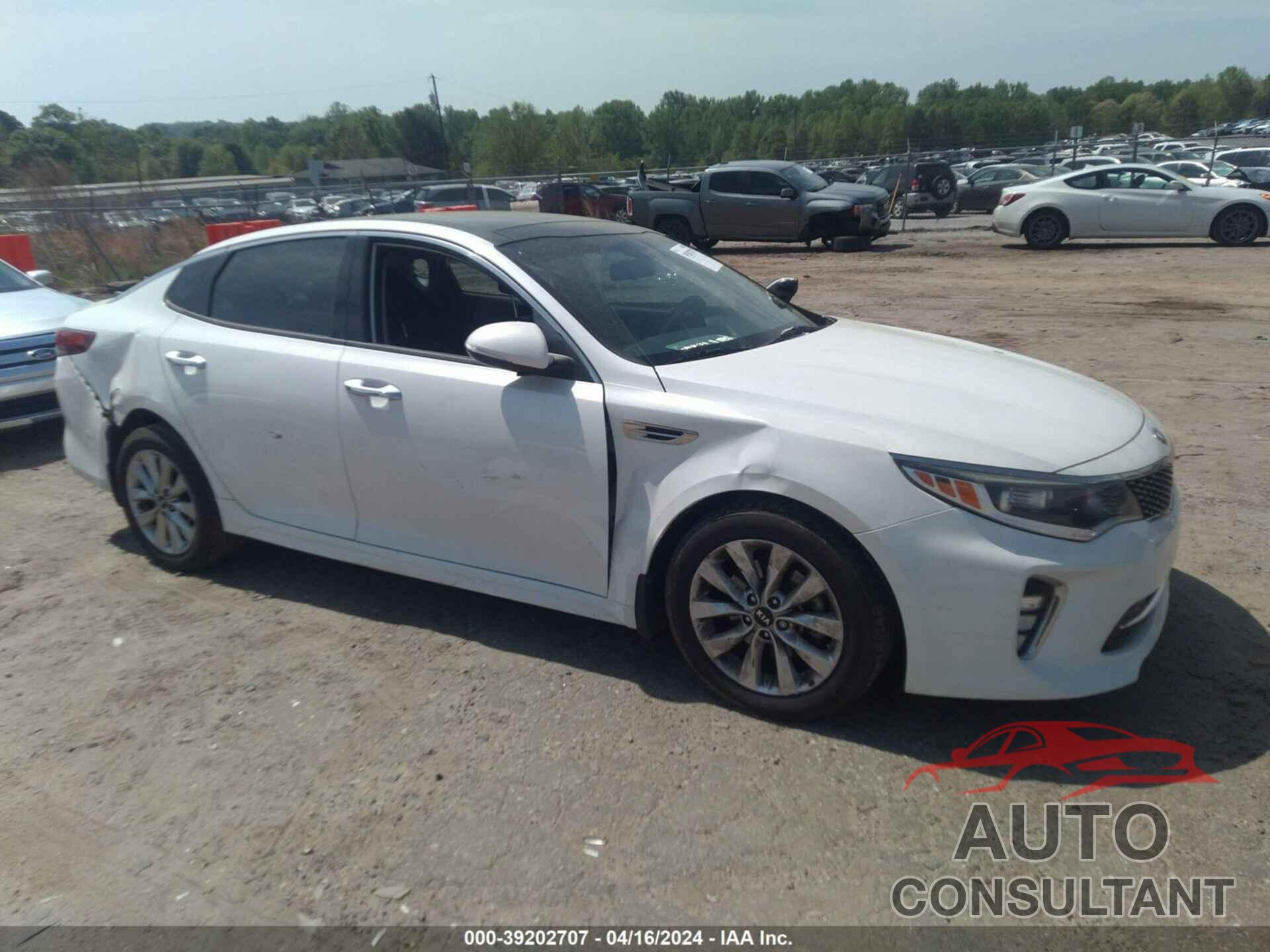 KIA OPTIMA 2018 - 5XXGT4L3XJG236402