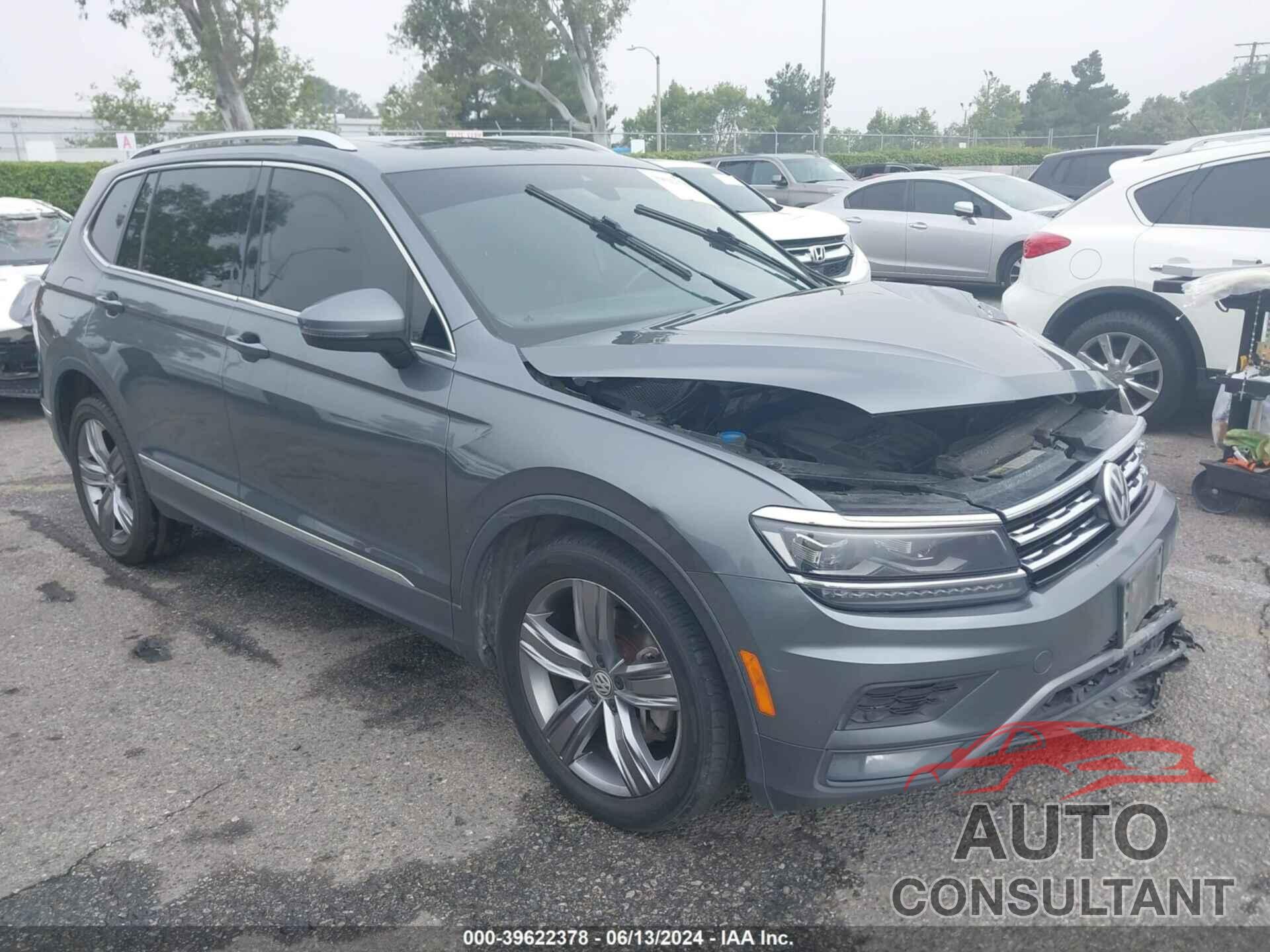 VOLKSWAGEN TIGUAN 2018 - 3VV4B7AX4JM155165