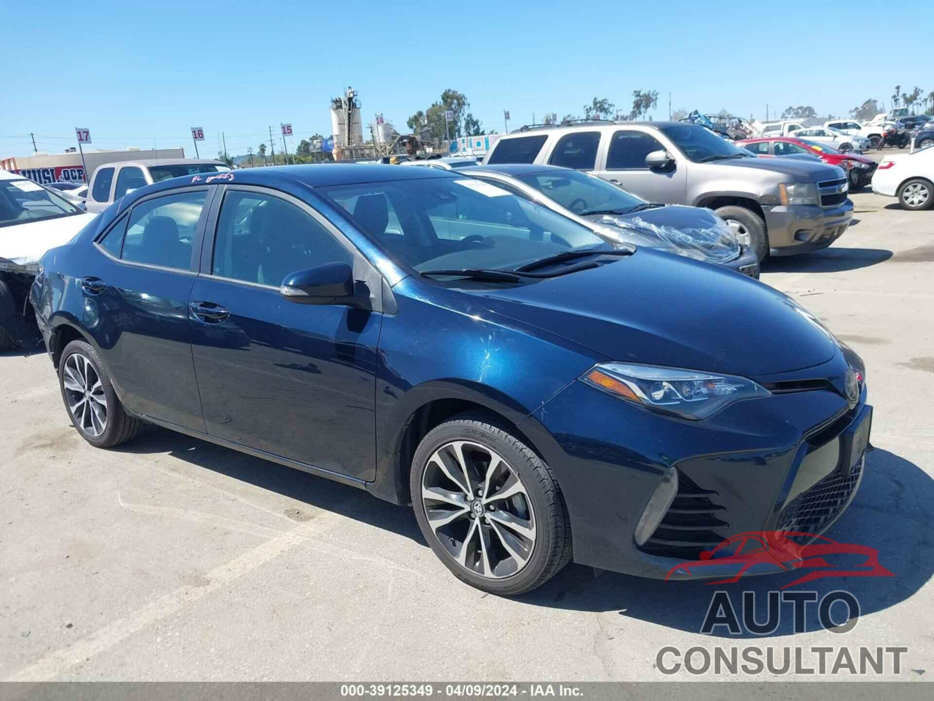 TOYOTA COROLLA 2018 - 5YFBURHE2JP807189