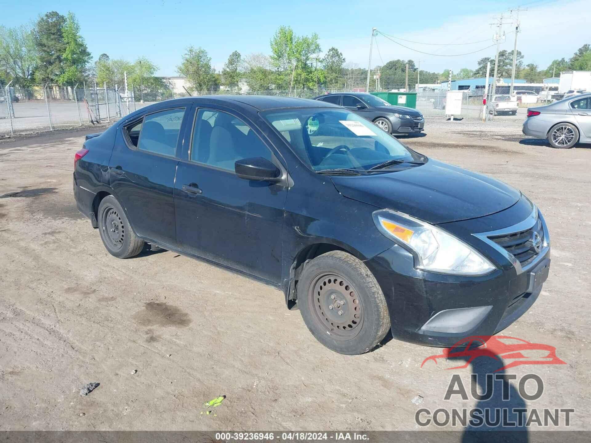 NISSAN VERSA 2017 - 3N1CN7AP4HL824099