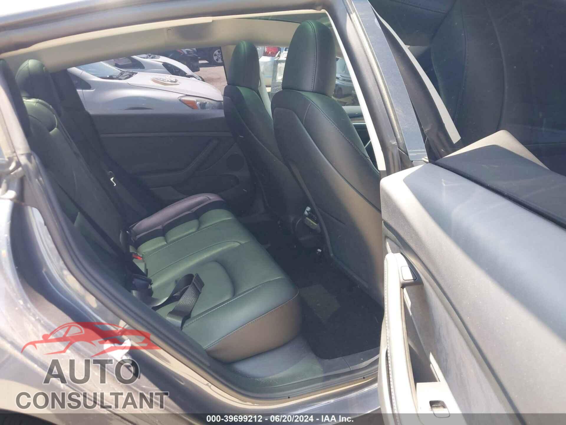 TESLA MODEL 3 2023 - 5YJ3E1EA3PF658686