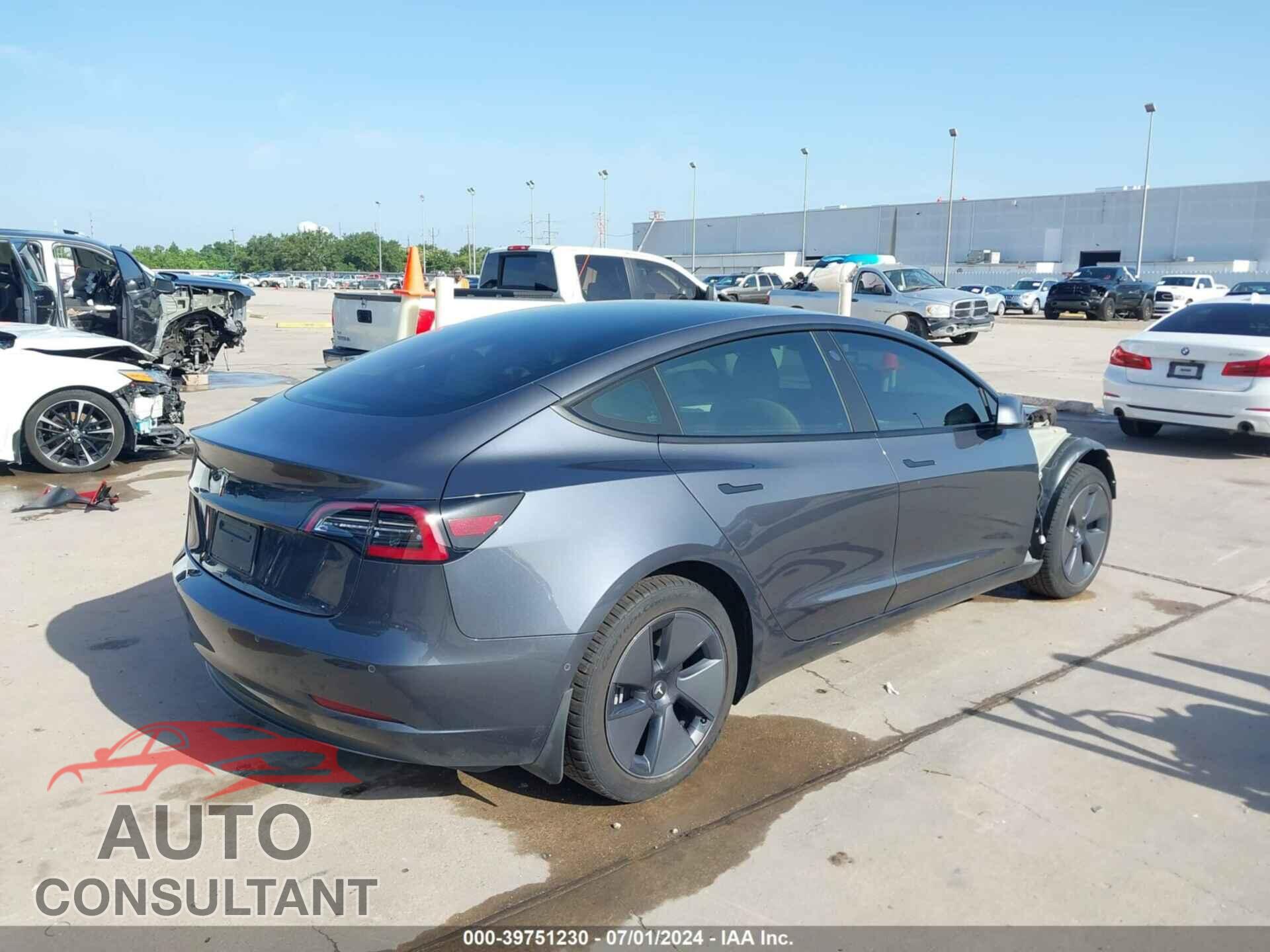 TESLA MODEL 3 2022 - 5YJ3E1EB0NF271017