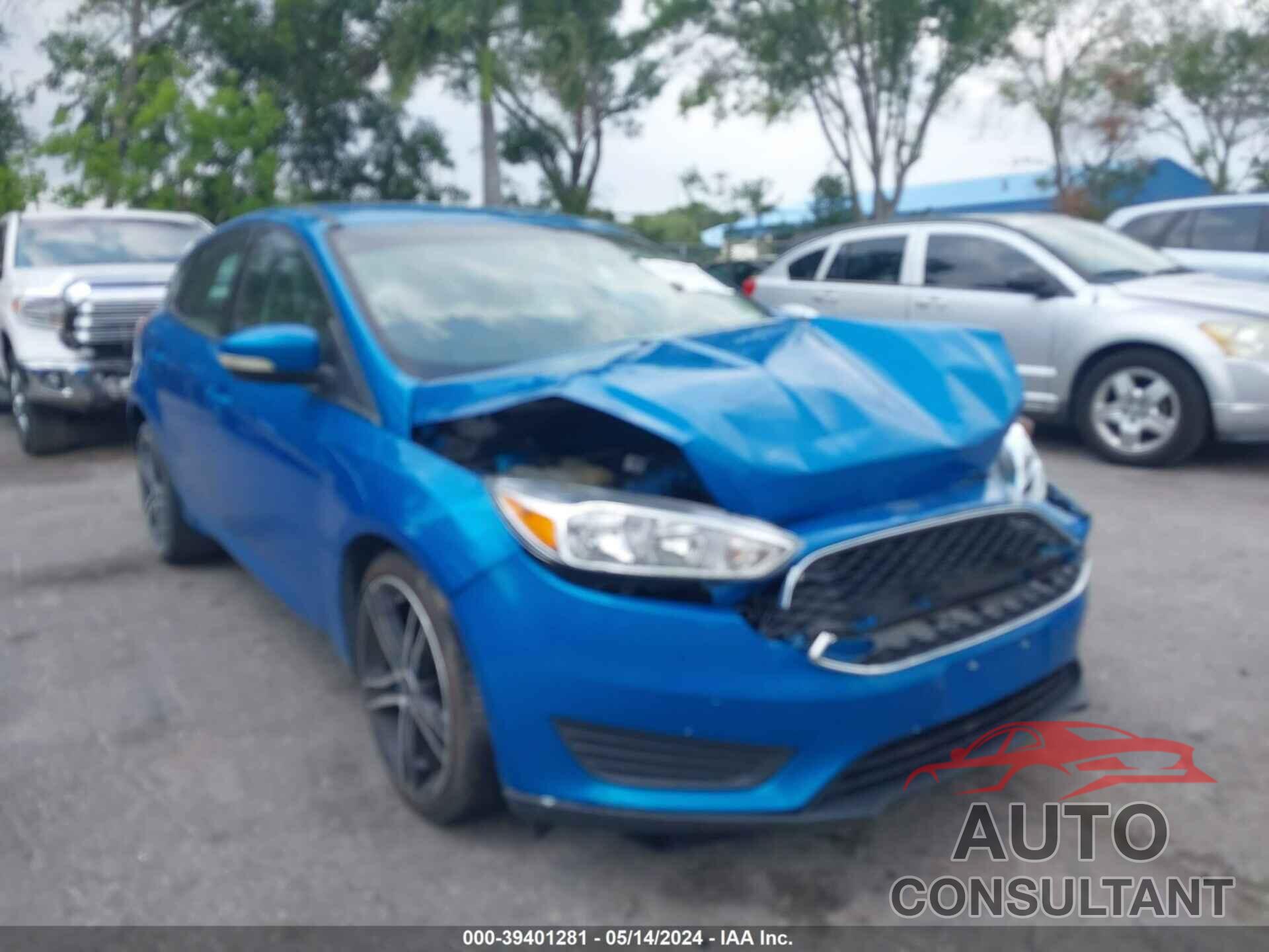 FORD FOCUS 2017 - 1FADP3K28HL208625