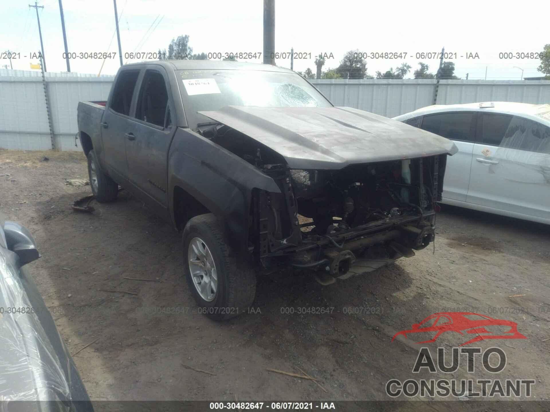 CHEVROLET SILVERADO 1500 2018 - 3GCPCREC3JG513169