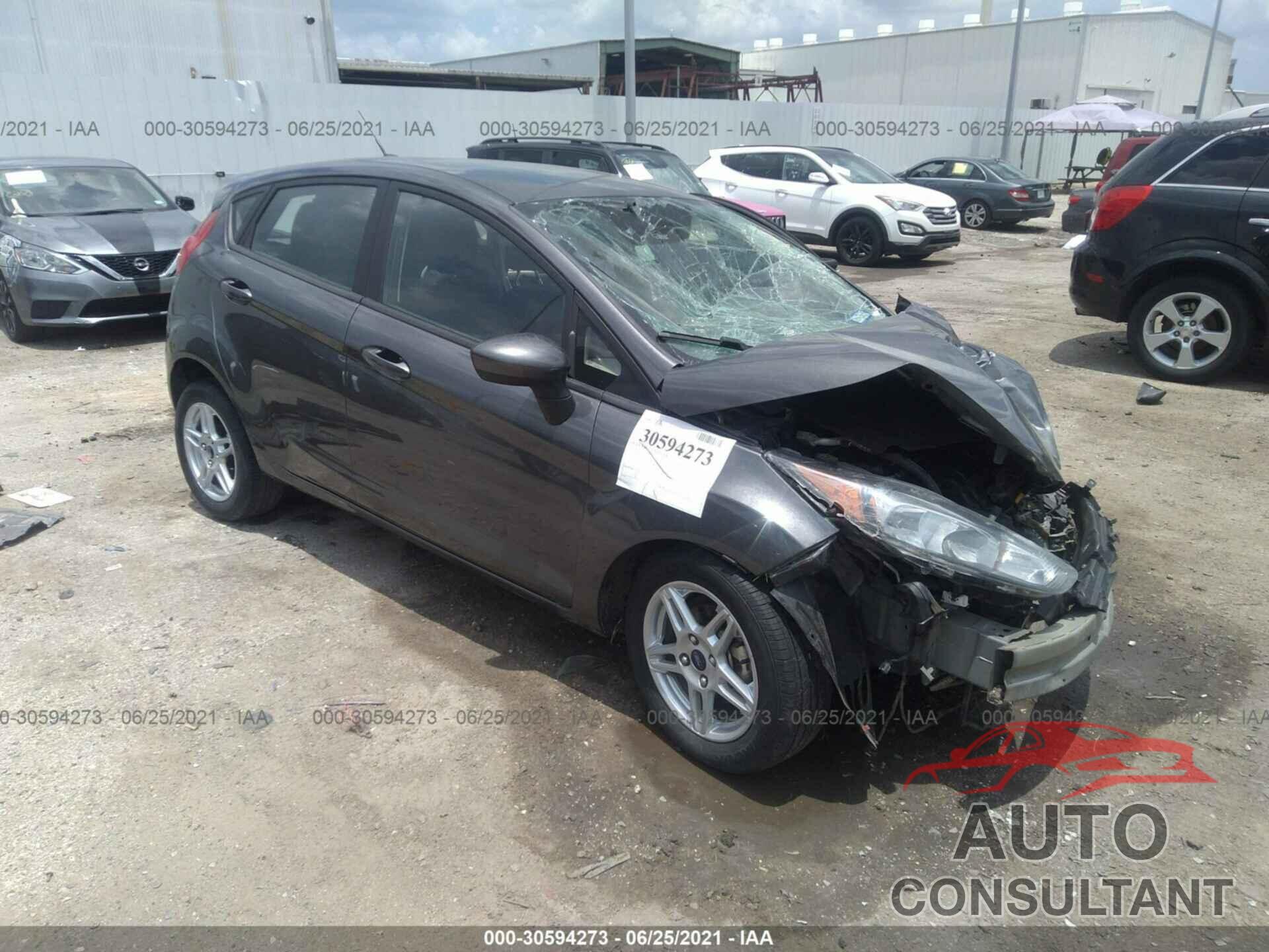 FORD FIESTA 2018 - 3FADP4EJ9JM115206