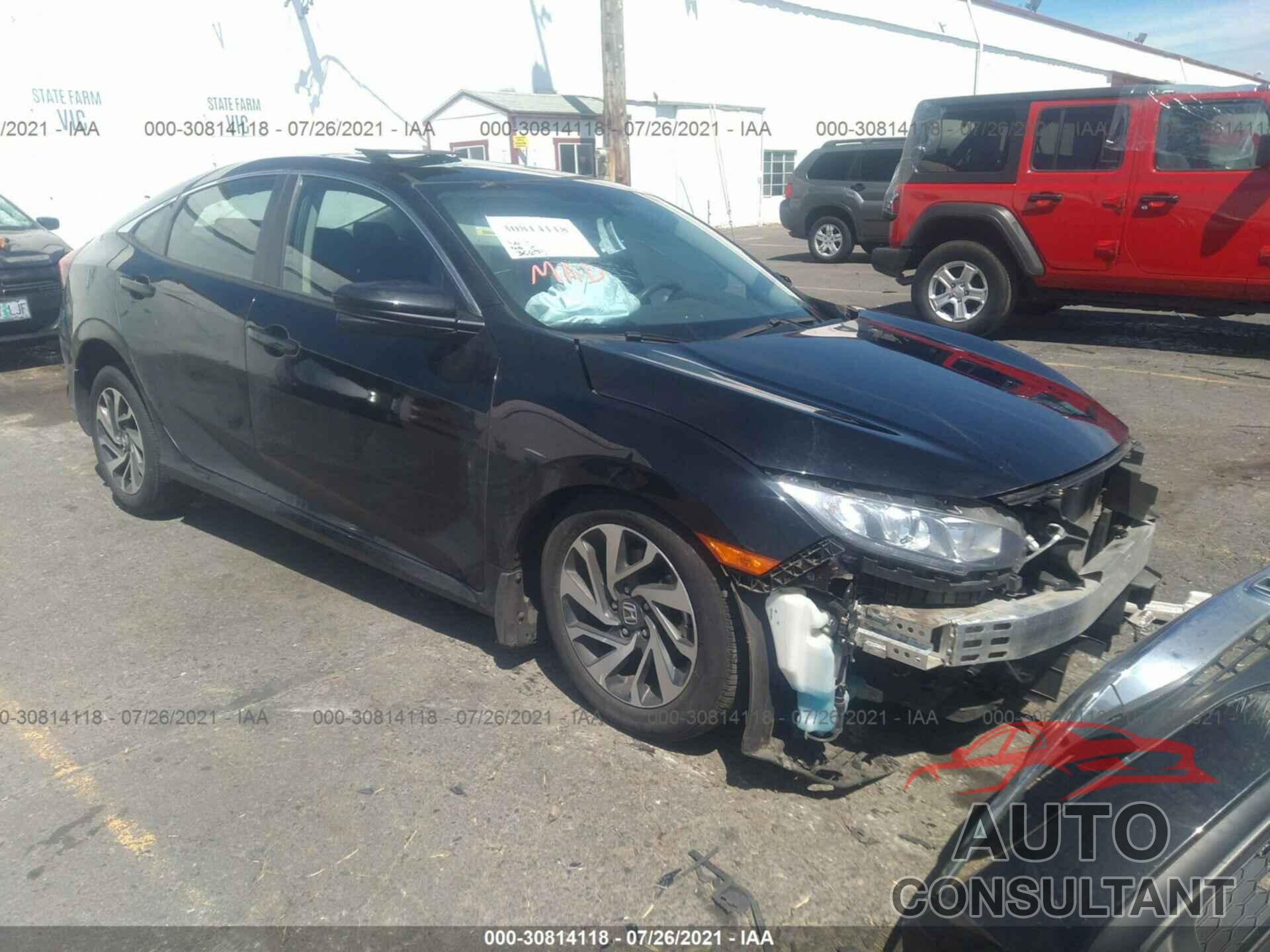 HONDA CIVIC SEDAN 2018 - 2HGFC2F76JH528058