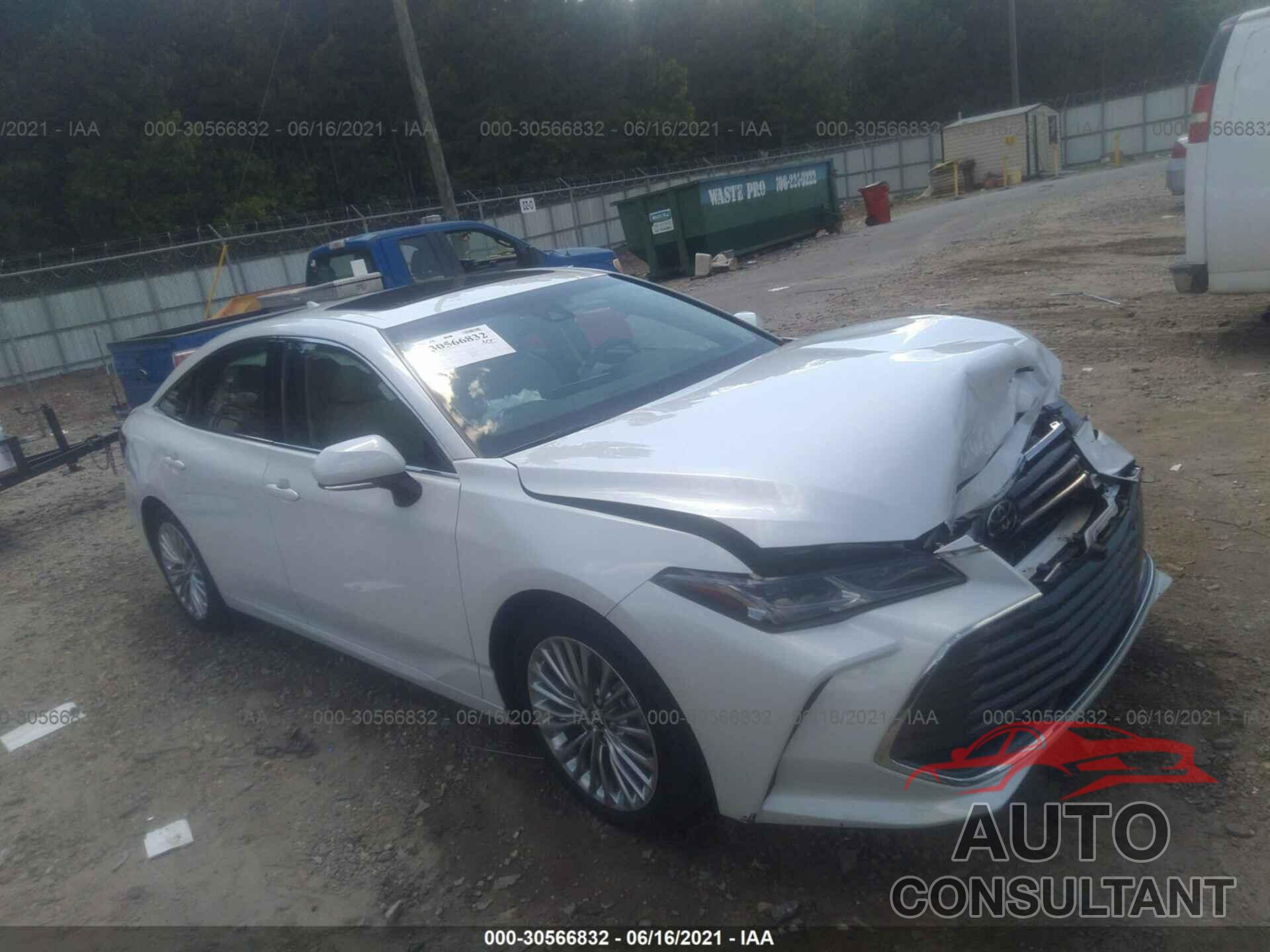 TOYOTA AVALON 2019 - 4T1BZ1FB3KU038133