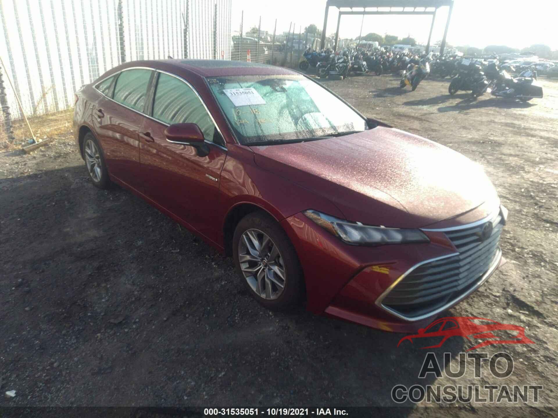 TOYOTA AVALON 2019 - 4T1B21FB2KU002583