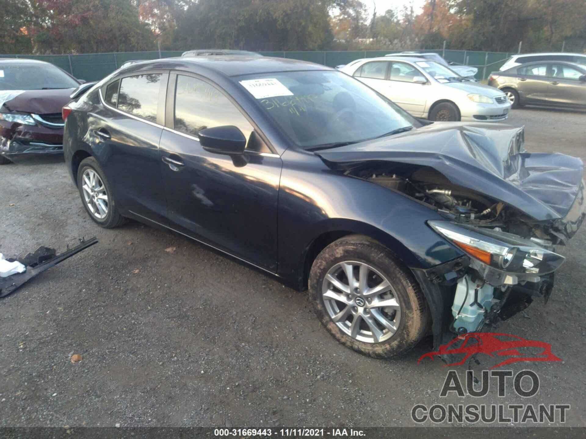 MAZDA MAZDA3 4-DOOR 2017 - JM1BN1U74H1113365