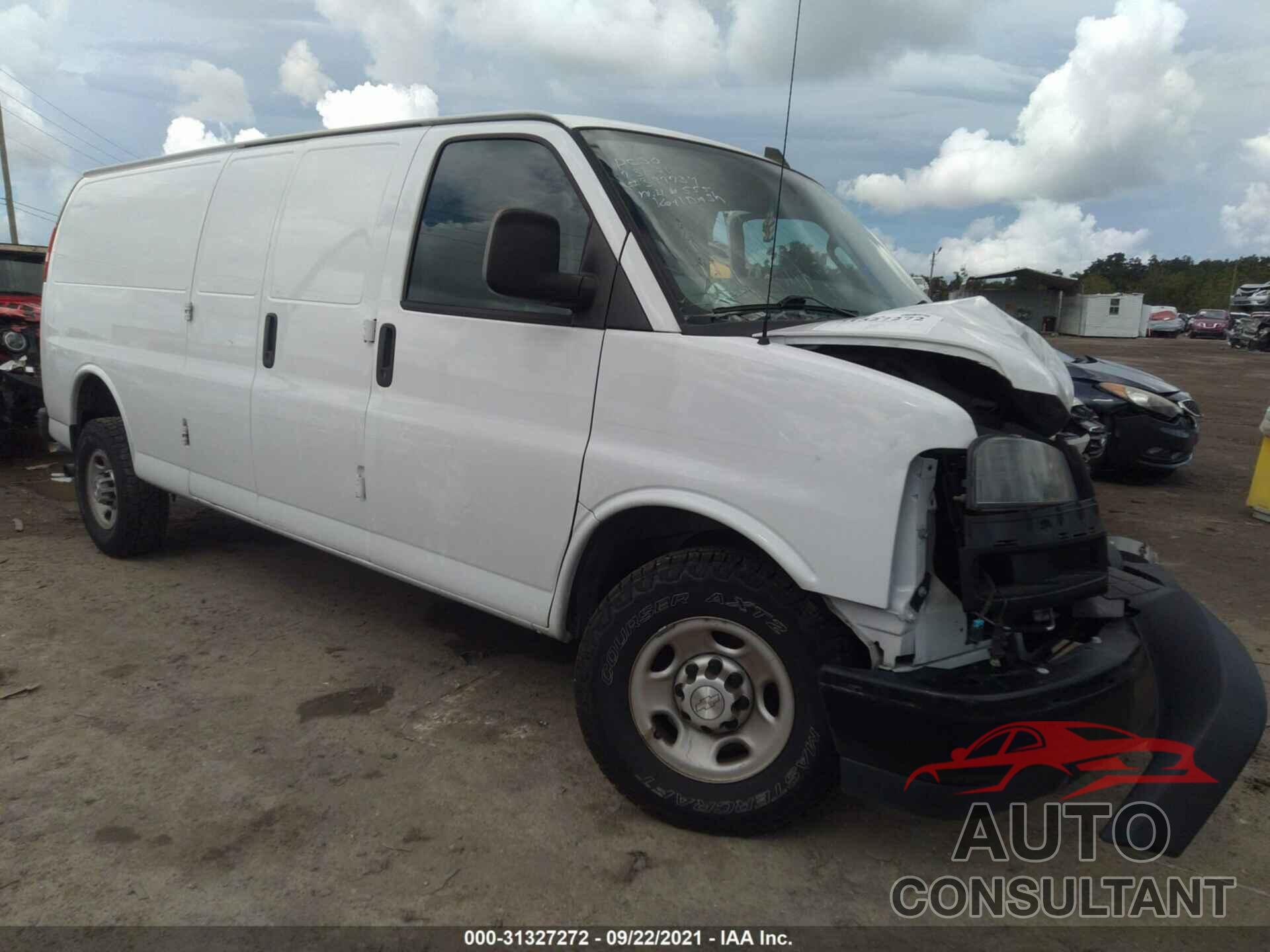 CHEVROLET EXPRESS CARGO VAN 2019 - 1GCWGBFP5K1172043