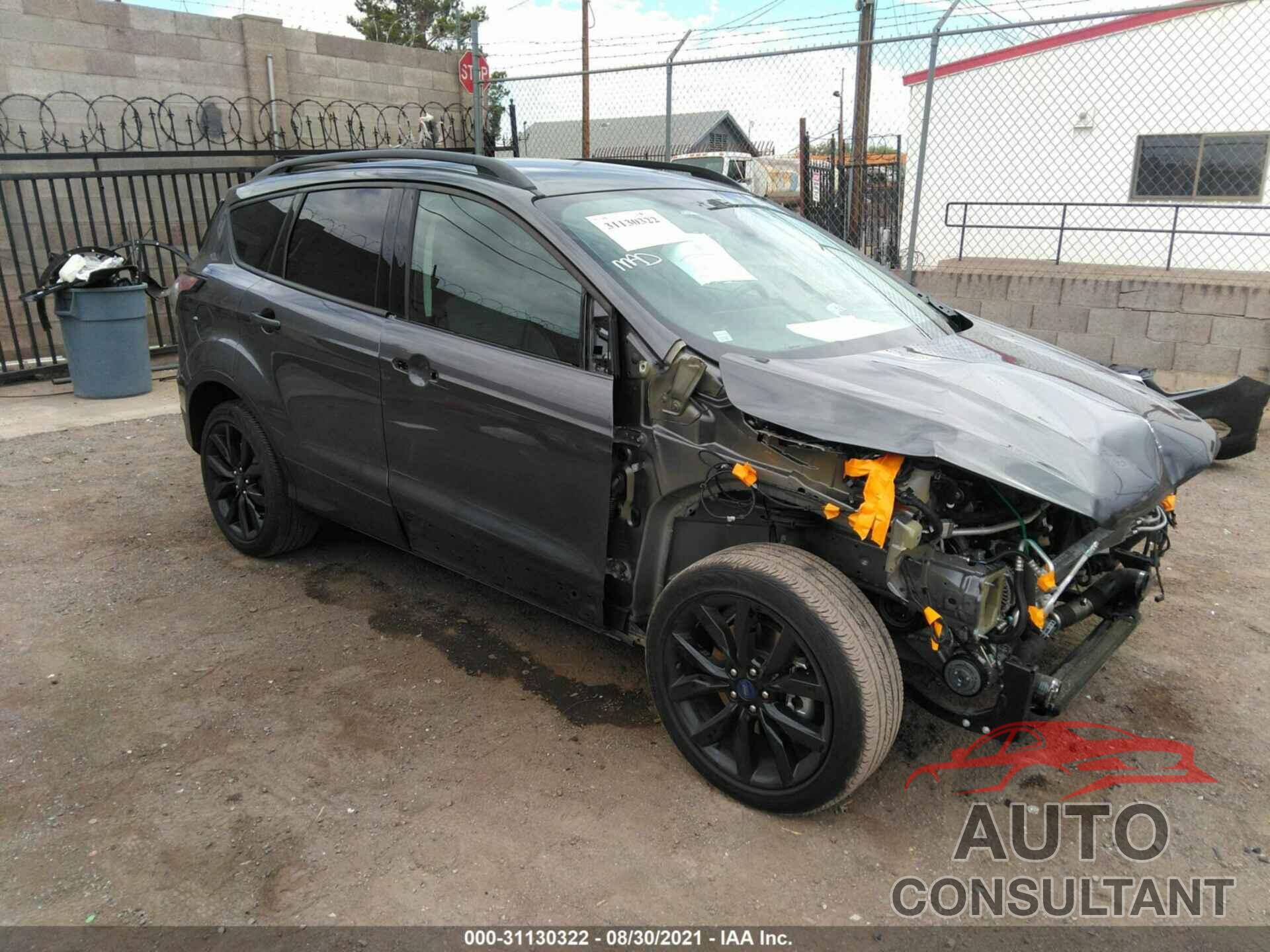 FORD ESCAPE 2017 - 1FMCU0J99HUF08577