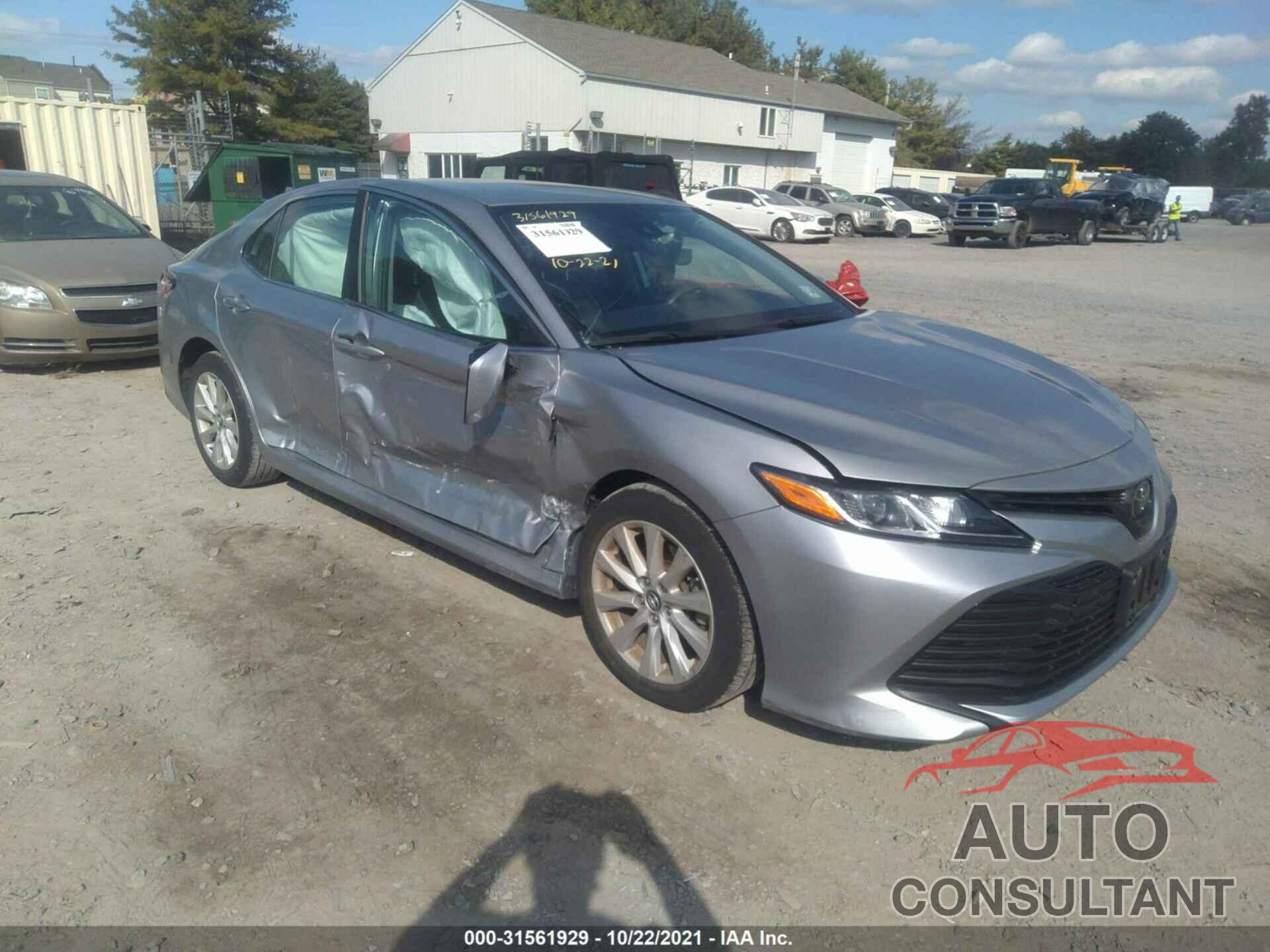 TOYOTA CAMRY 2019 - 4T1B11HK1KU731822