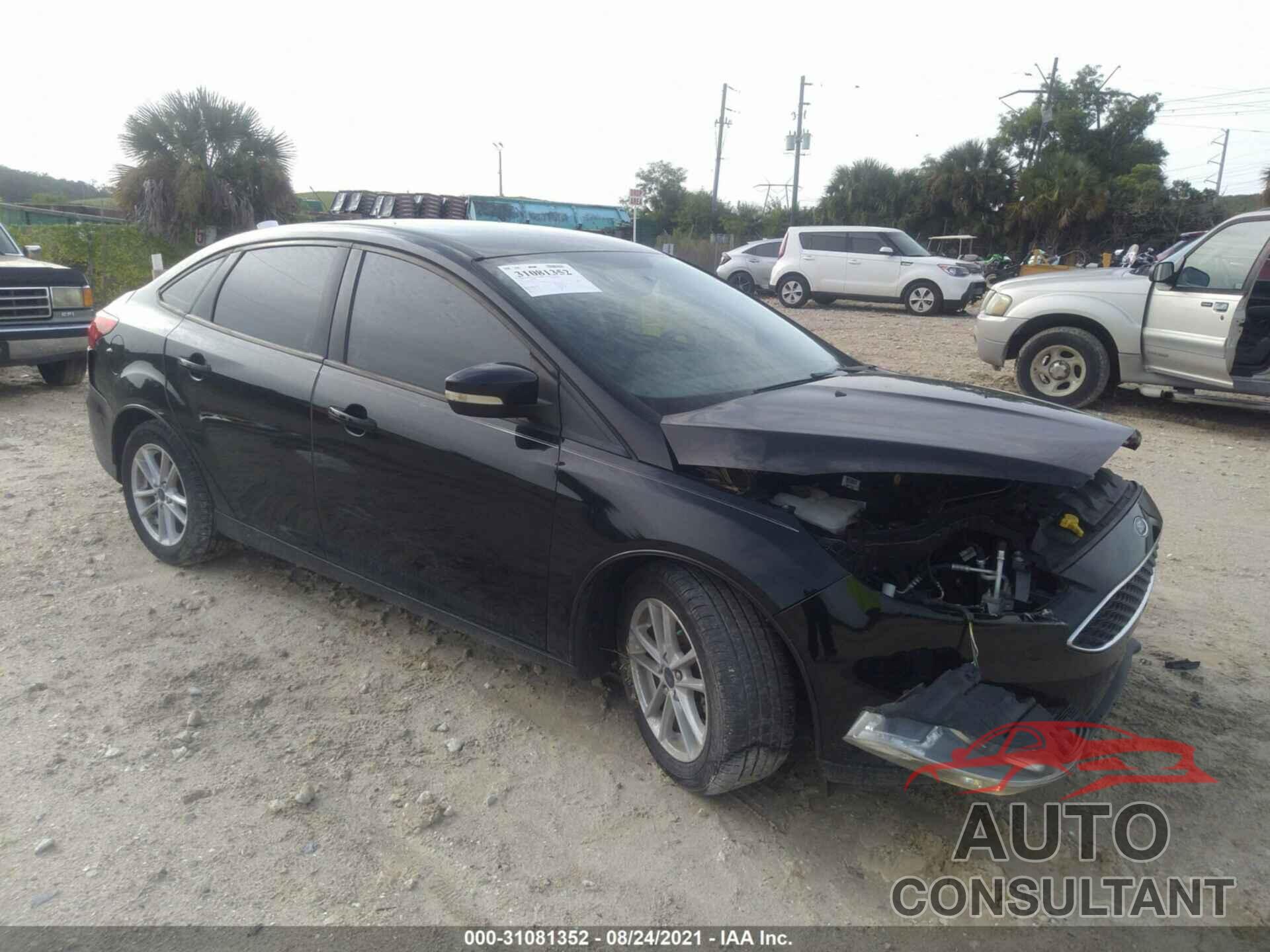 FORD FOCUS 2017 - 1FADP3F22HL242246