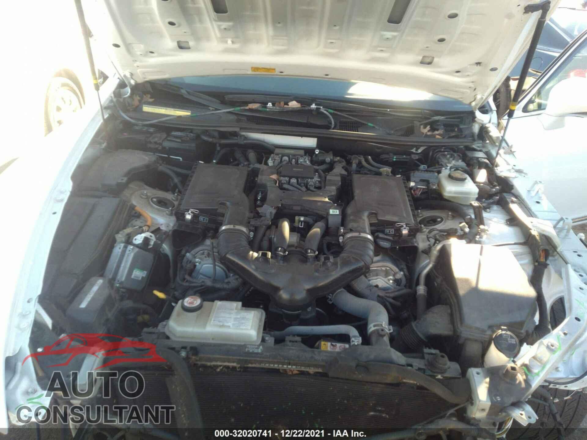 LEXUS LS 2017 - JTHBL5EF3H5145055