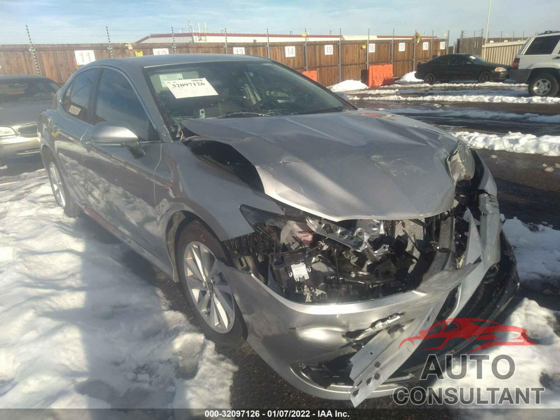 TOYOTA CAMRY 2021 - 4T1C11BK0MU043486