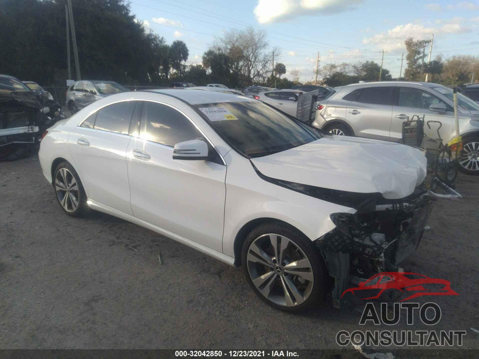 MERCEDES-BENZ CLA 2018 - WDDSJ4EB7JN642927