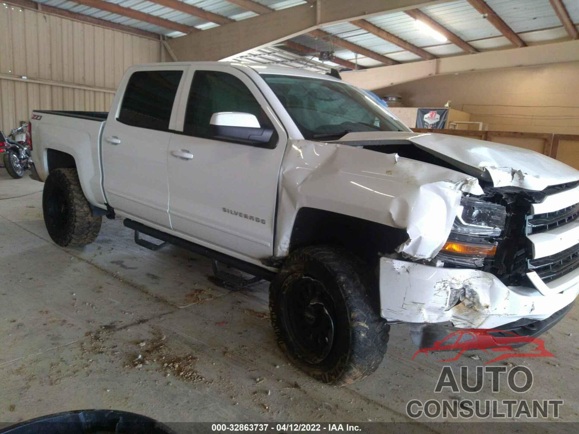 CHEVROLET SILVERADO 1500 2018 - 3GCUKREC3JG512528