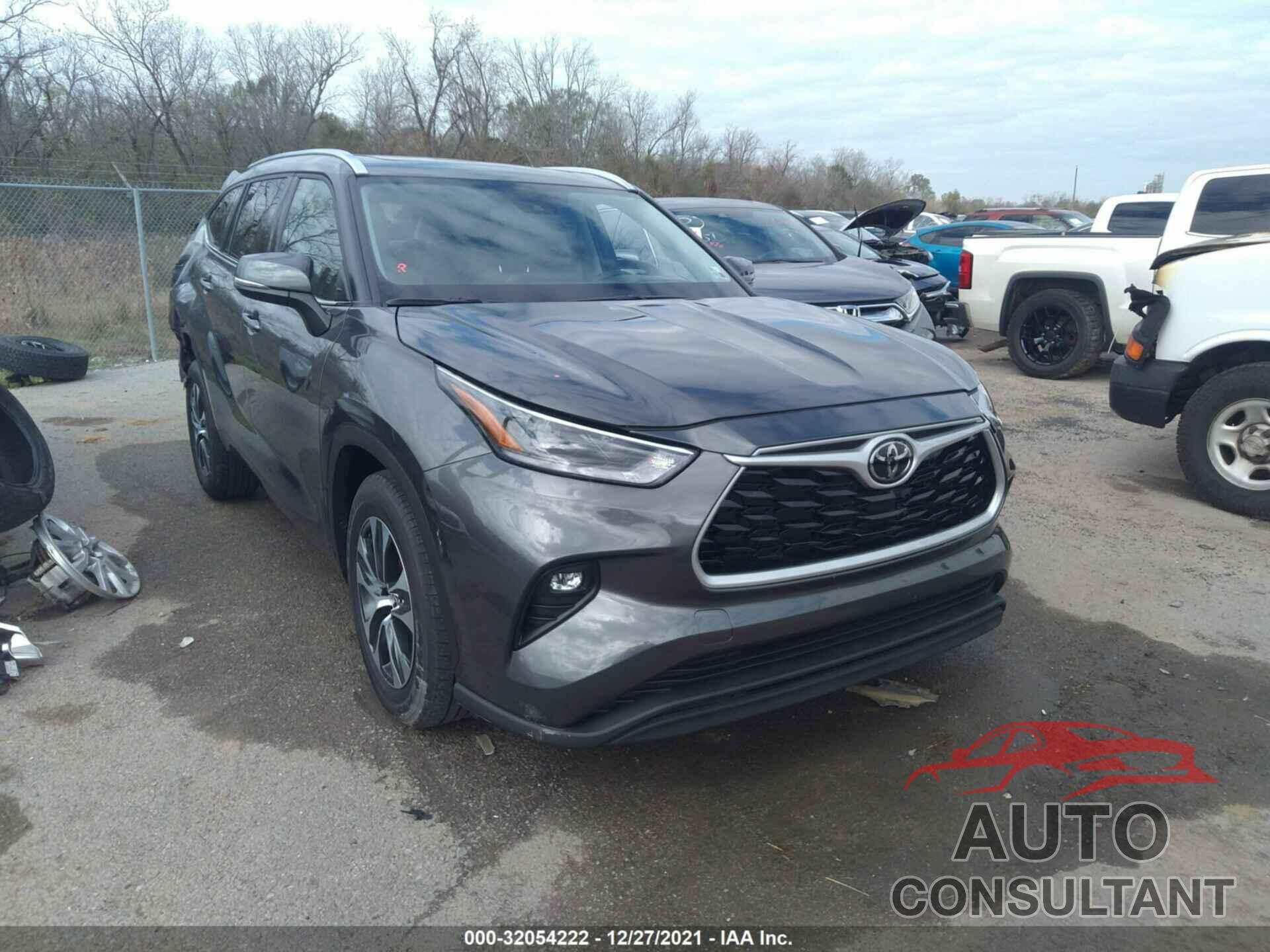 TOYOTA HIGHLANDER 2021 - 5TDGZRAH9MS524702