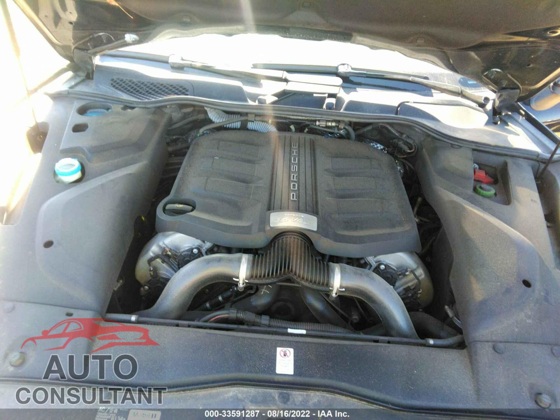 PORSCHE CAYENNE 2016 - WP1AB2A22GLA96277
