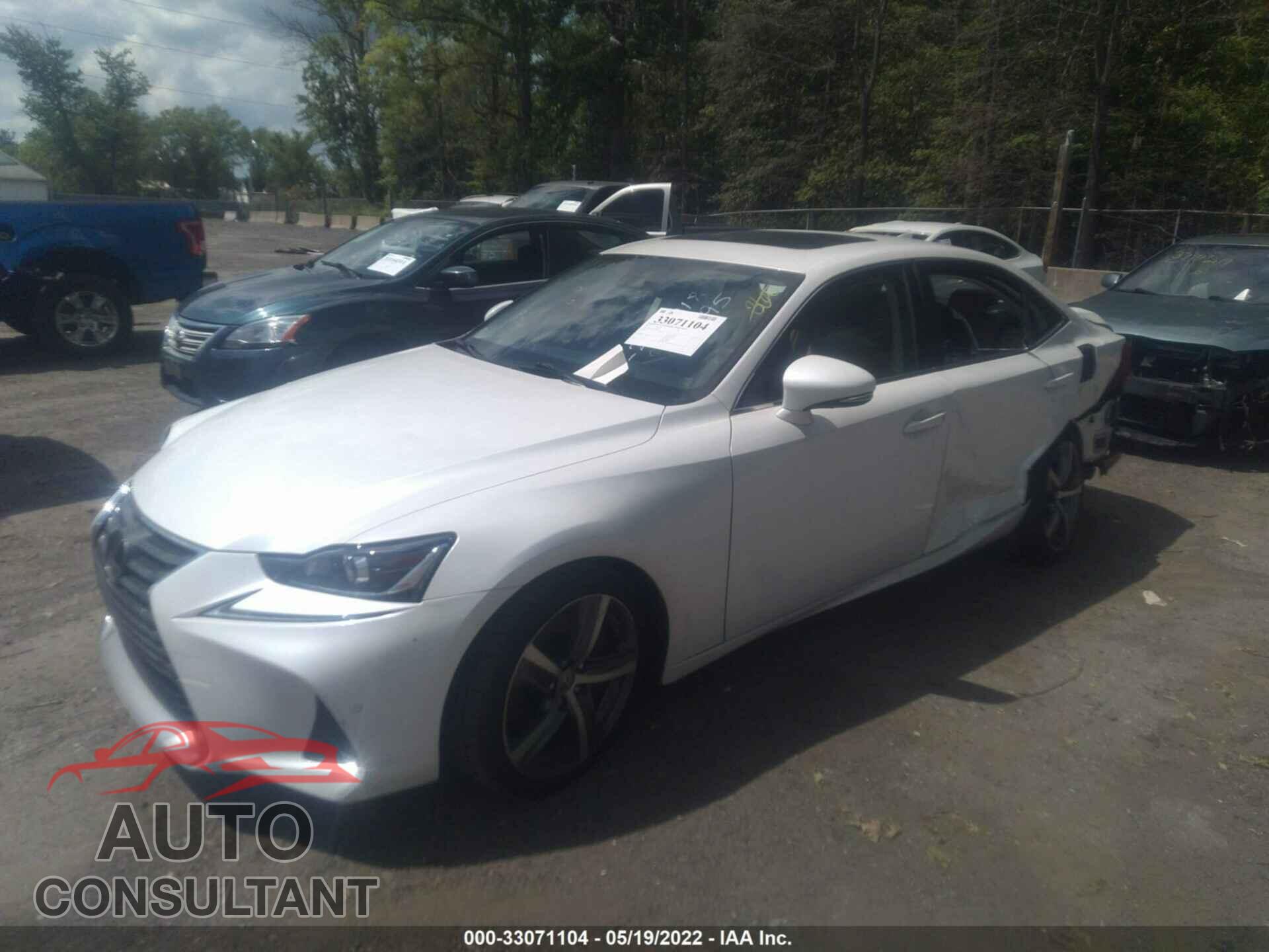 LEXUS IS 2018 - JTHBA1D26J5063324