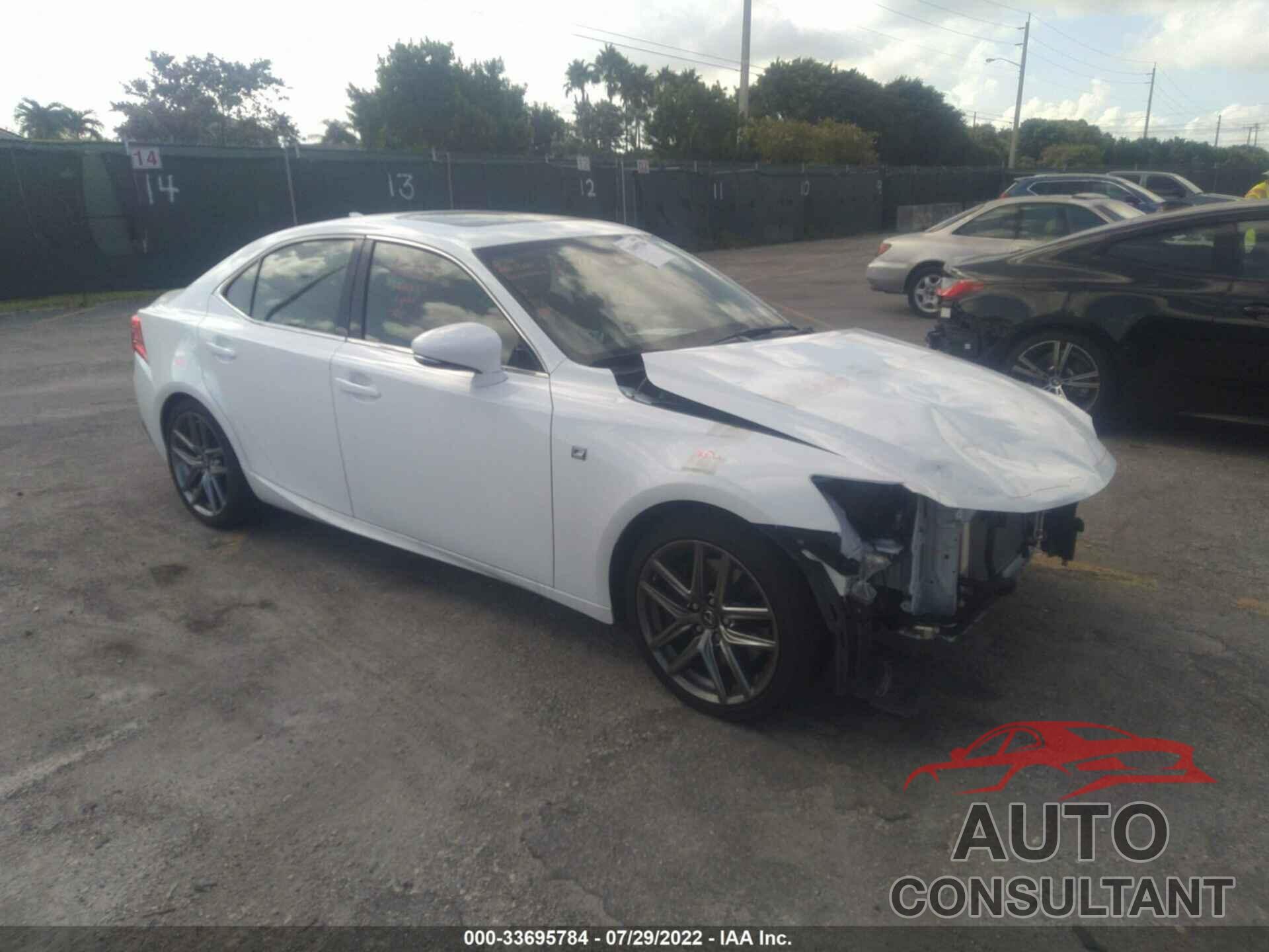 LEXUS IS 2018 - JTHBA1D2XJ5083558