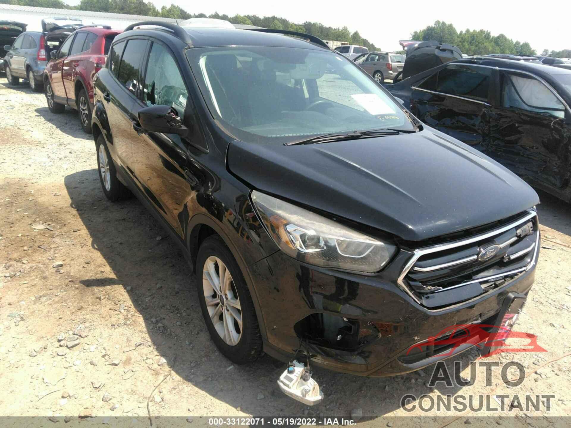 FORD ESCAPE 2017 - 1FMCU0GD4HUA45632