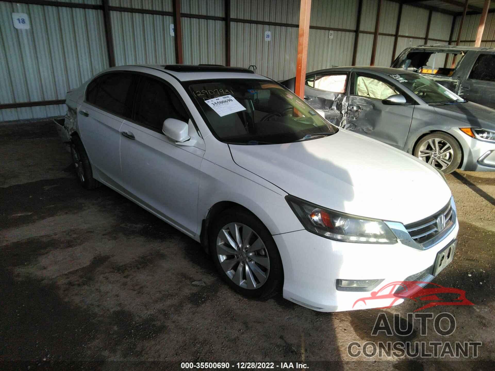 HONDA ACCORD SEDAN 2015 - 1HGCR3F85FA015096