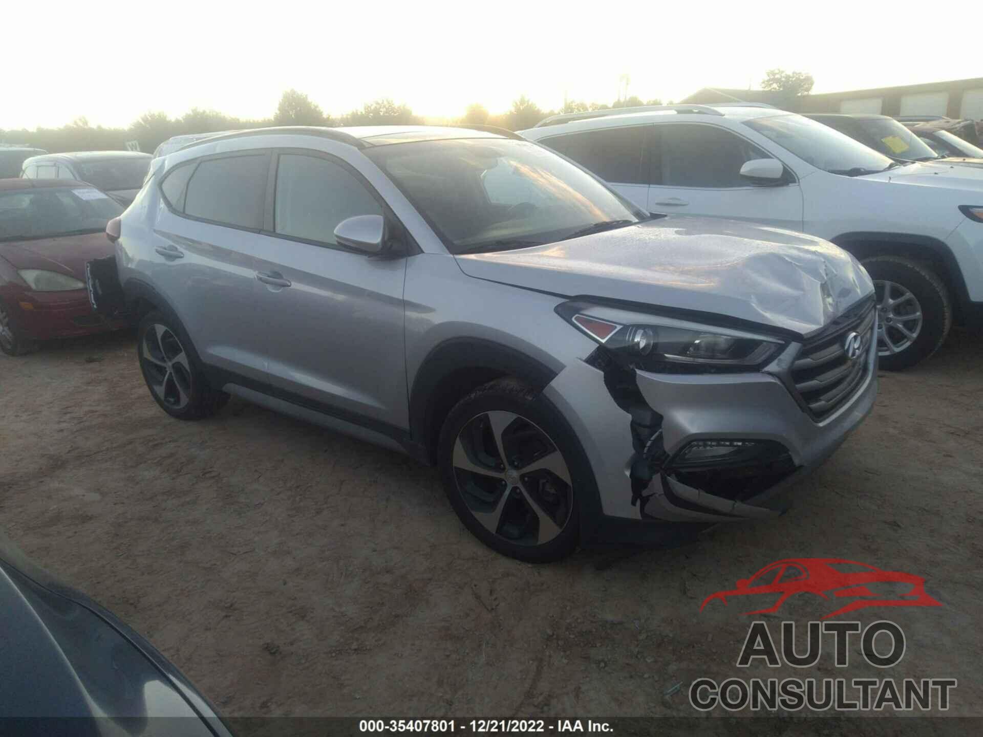 HYUNDAI TUCSON 2018 - KM8J33A27JU684838