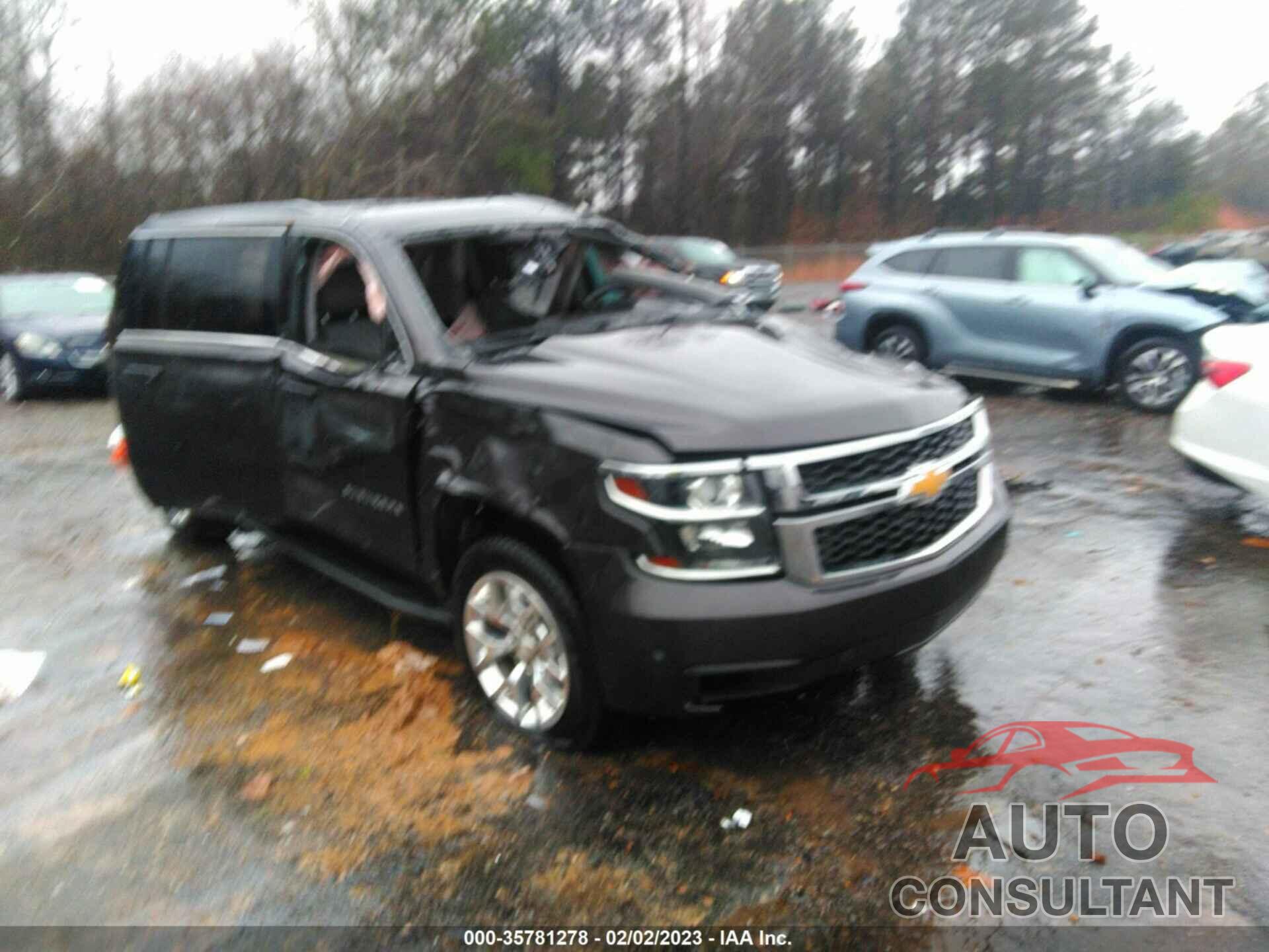 CHEVROLET SUBURBAN 2018 - 1GNSCHKC7JR145370