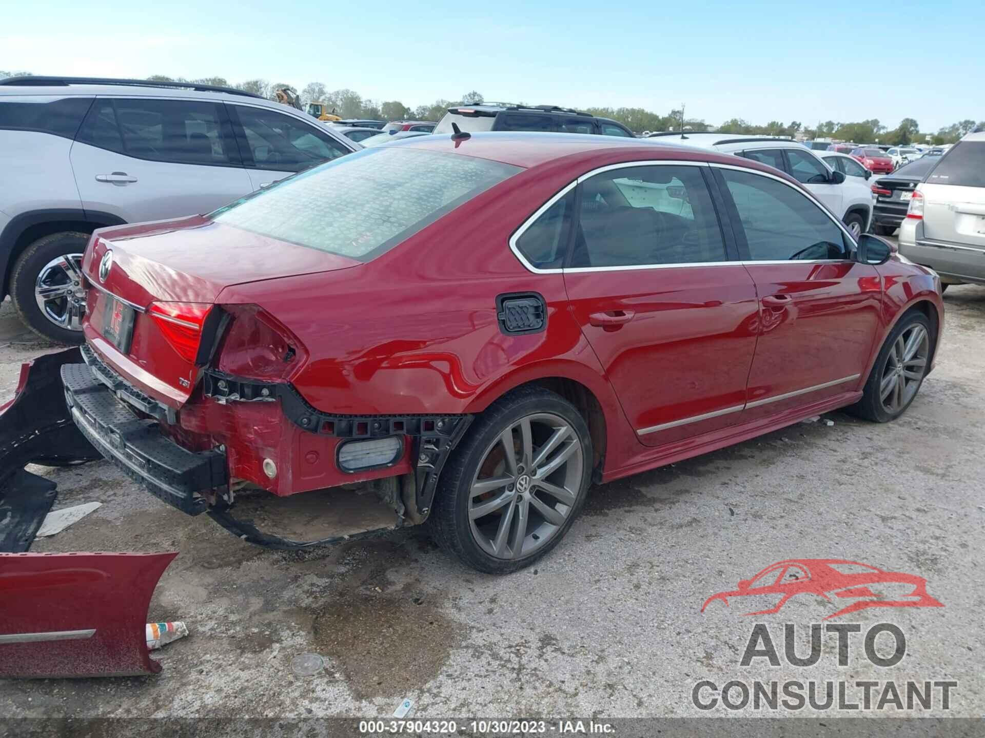 VOLKSWAGEN PASSAT 2016 - 1VWAS7A36GC046826