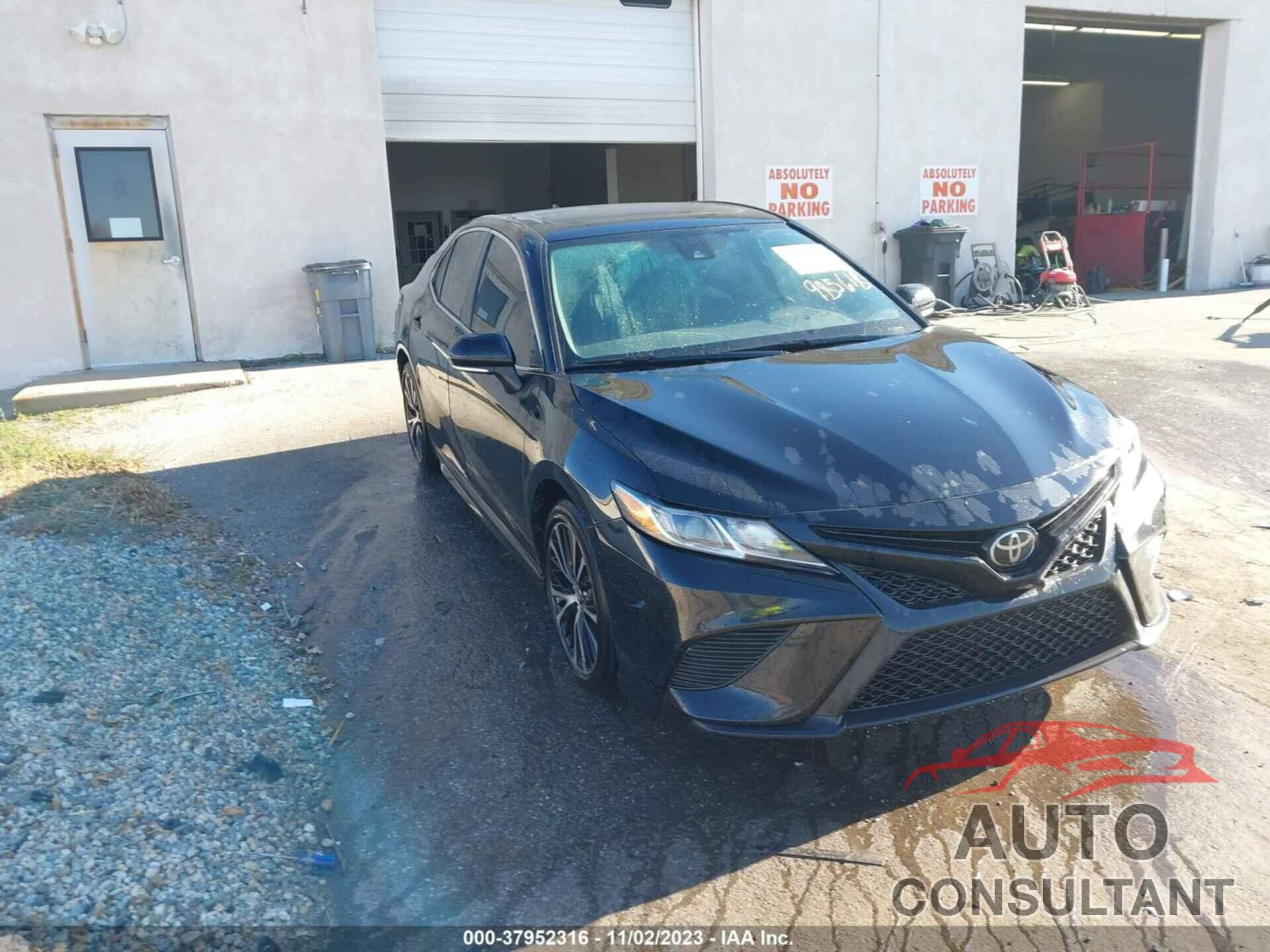 TOYOTA CAMRY 2020 - 4T1M11AK5LU985618