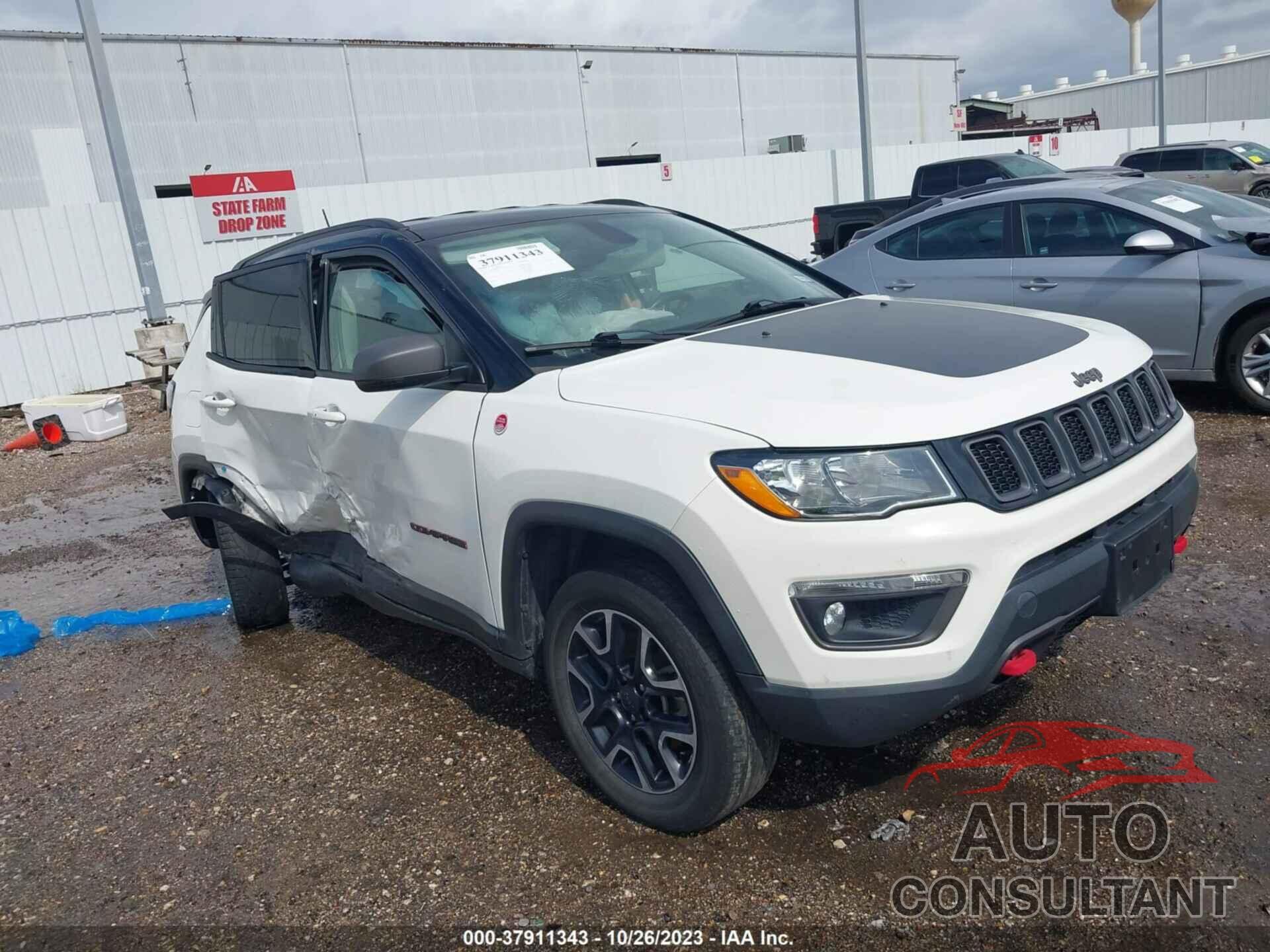 JEEP COMPASS 2019 - 3C4NJDDB2KT695884