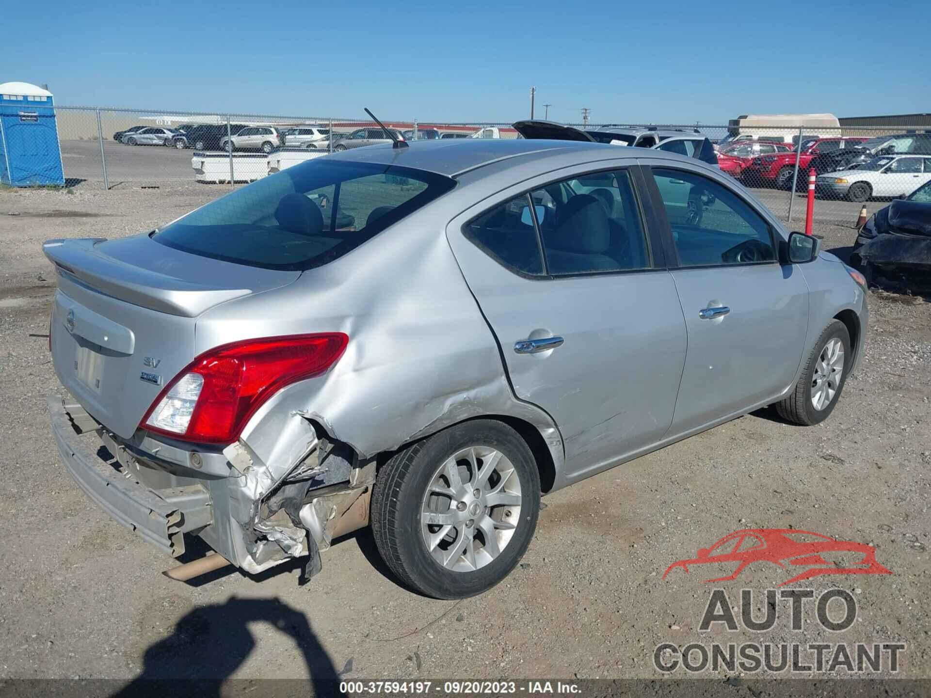 NISSAN VERSA 2018 - 3N1CN7AP6JL879501