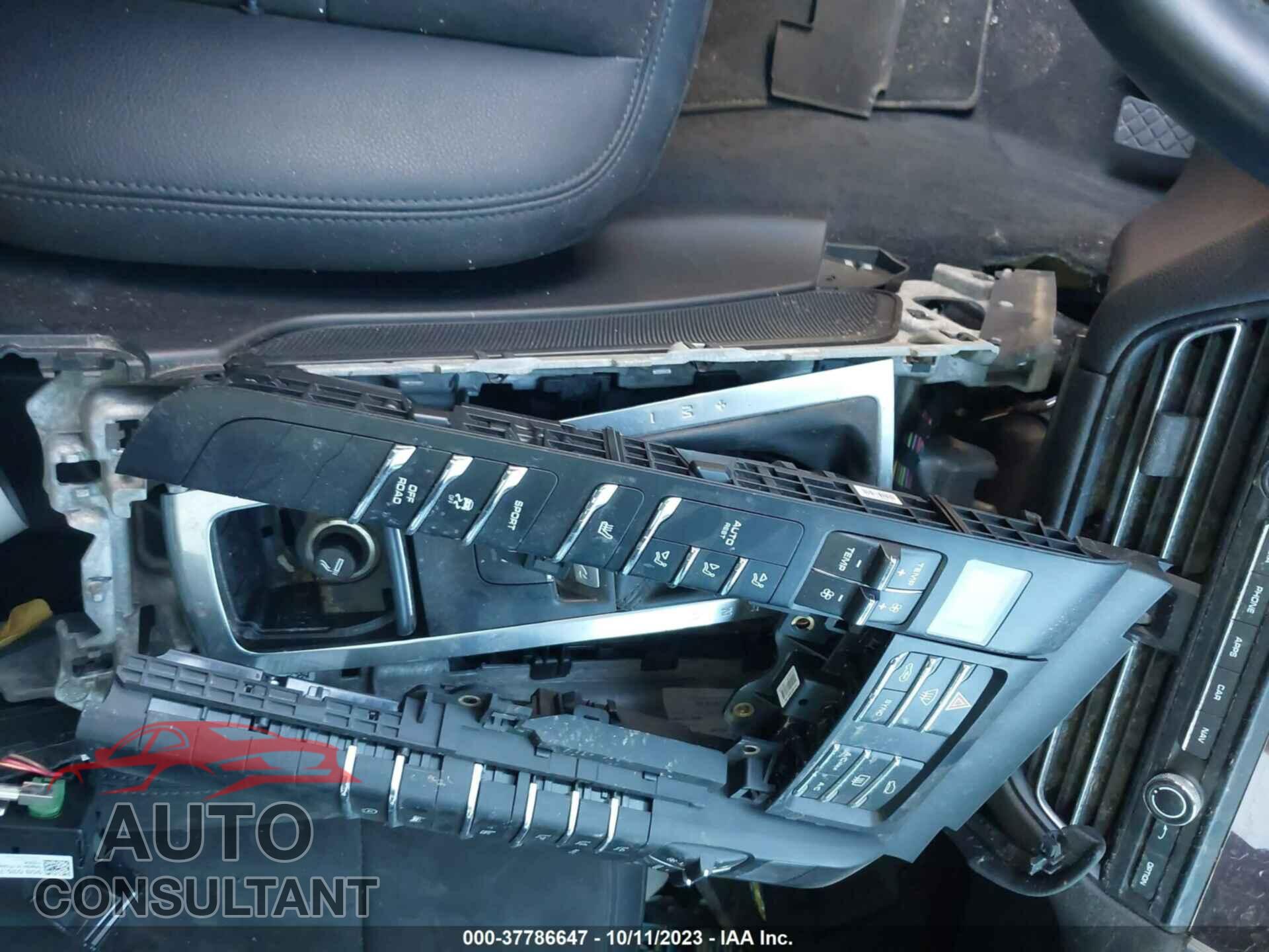 PORSCHE MACAN 2021 - WP1AA2A52MLB07965