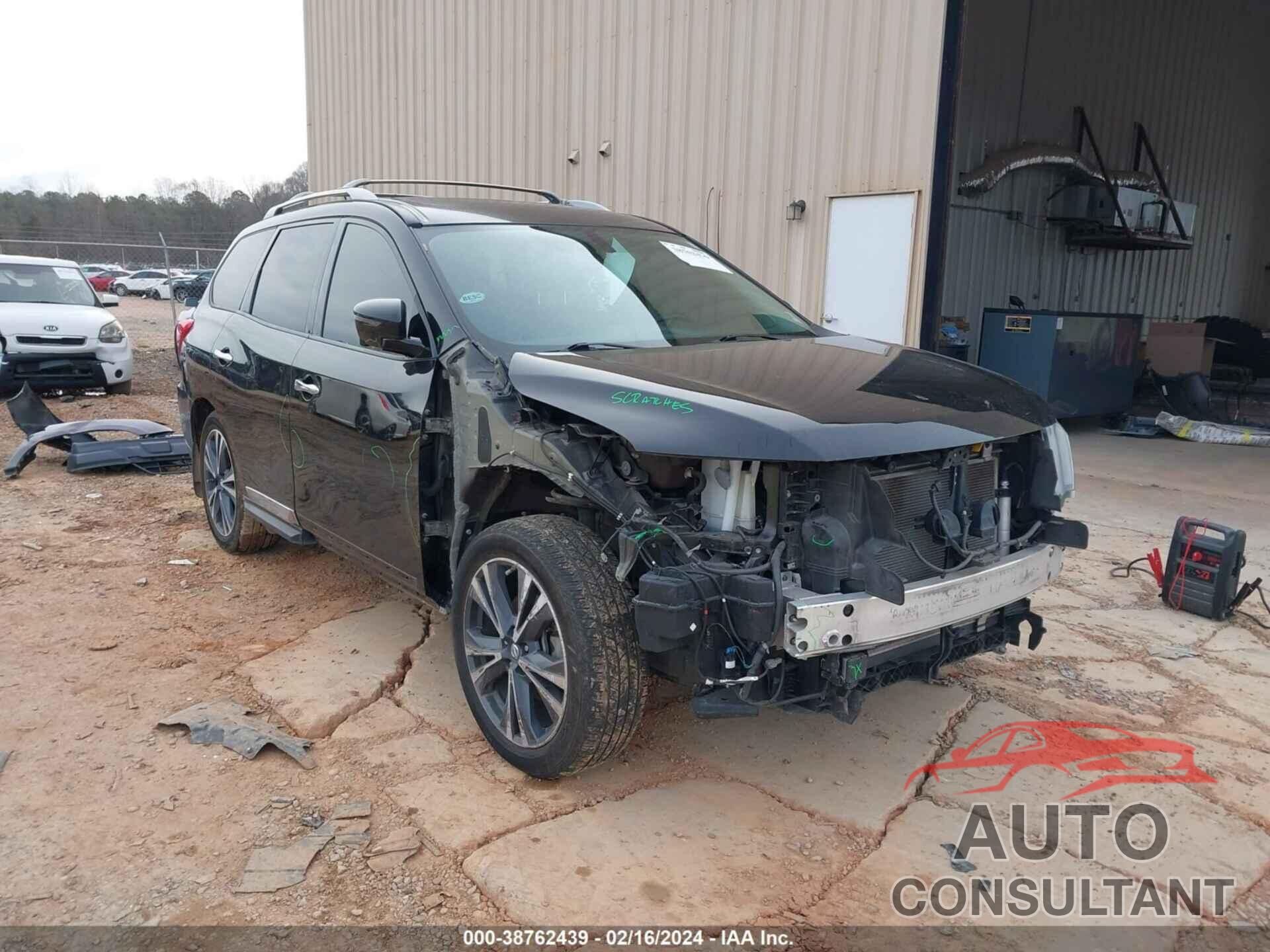 NISSAN PATHFINDER 2018 - 5N1DR2MN7JC655535