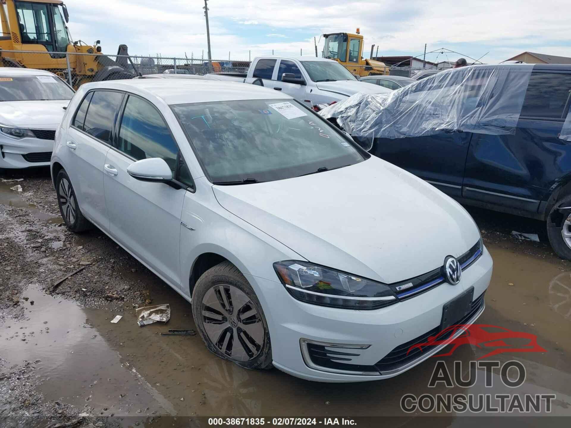 VOLKSWAGEN E-GOLF 2019 - WVWKR7AU5KW913720