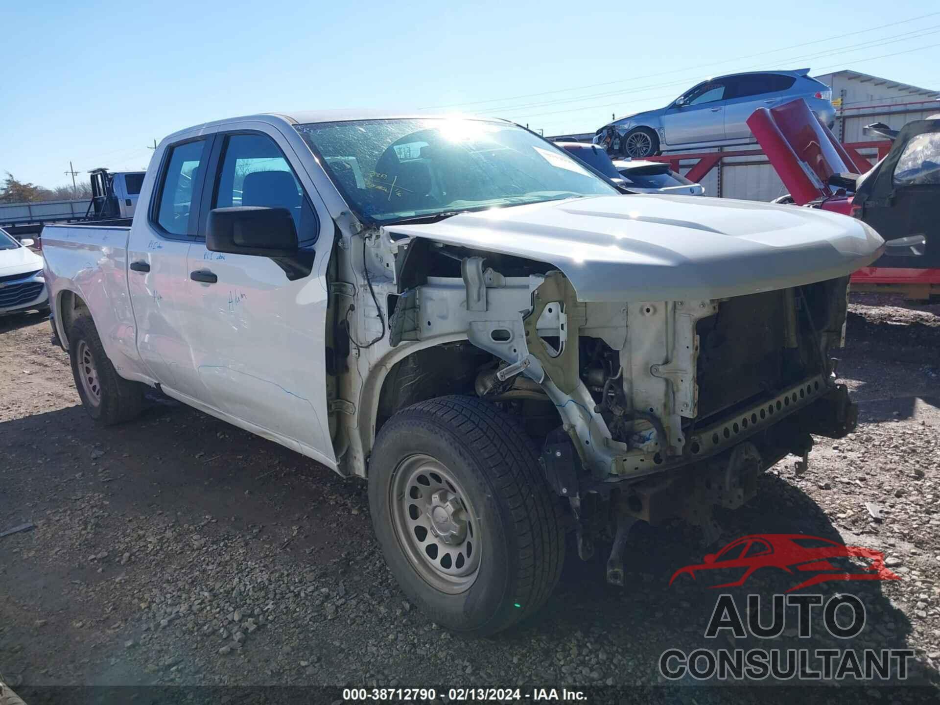 CHEVROLET SILVERADO 1500 2019 - 1GCRWAEH1KZ331095