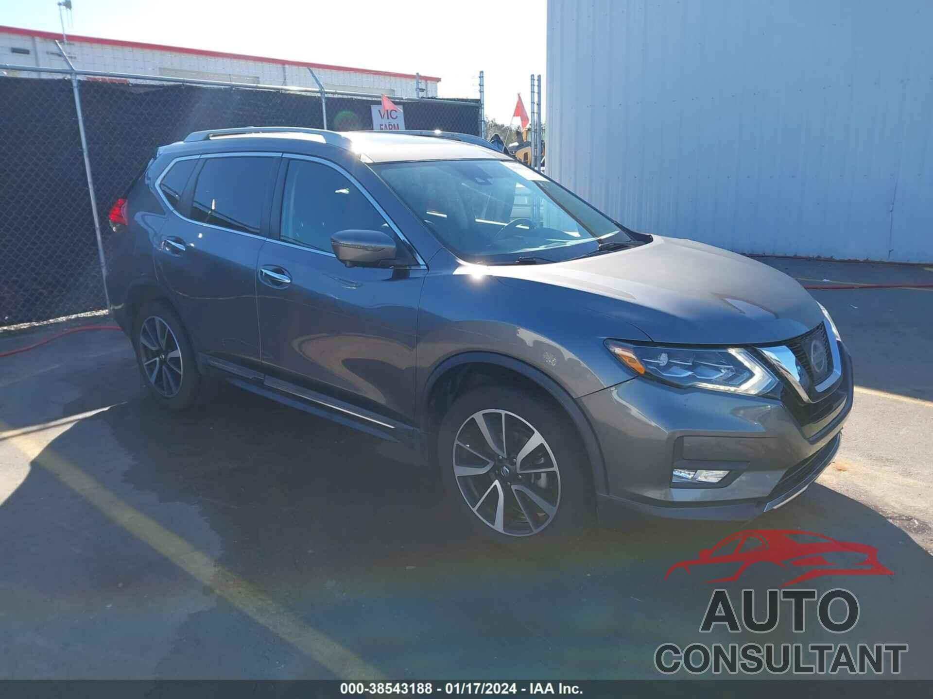 NISSAN ROGUE 2017 - 5N1AT2MVXHC828107