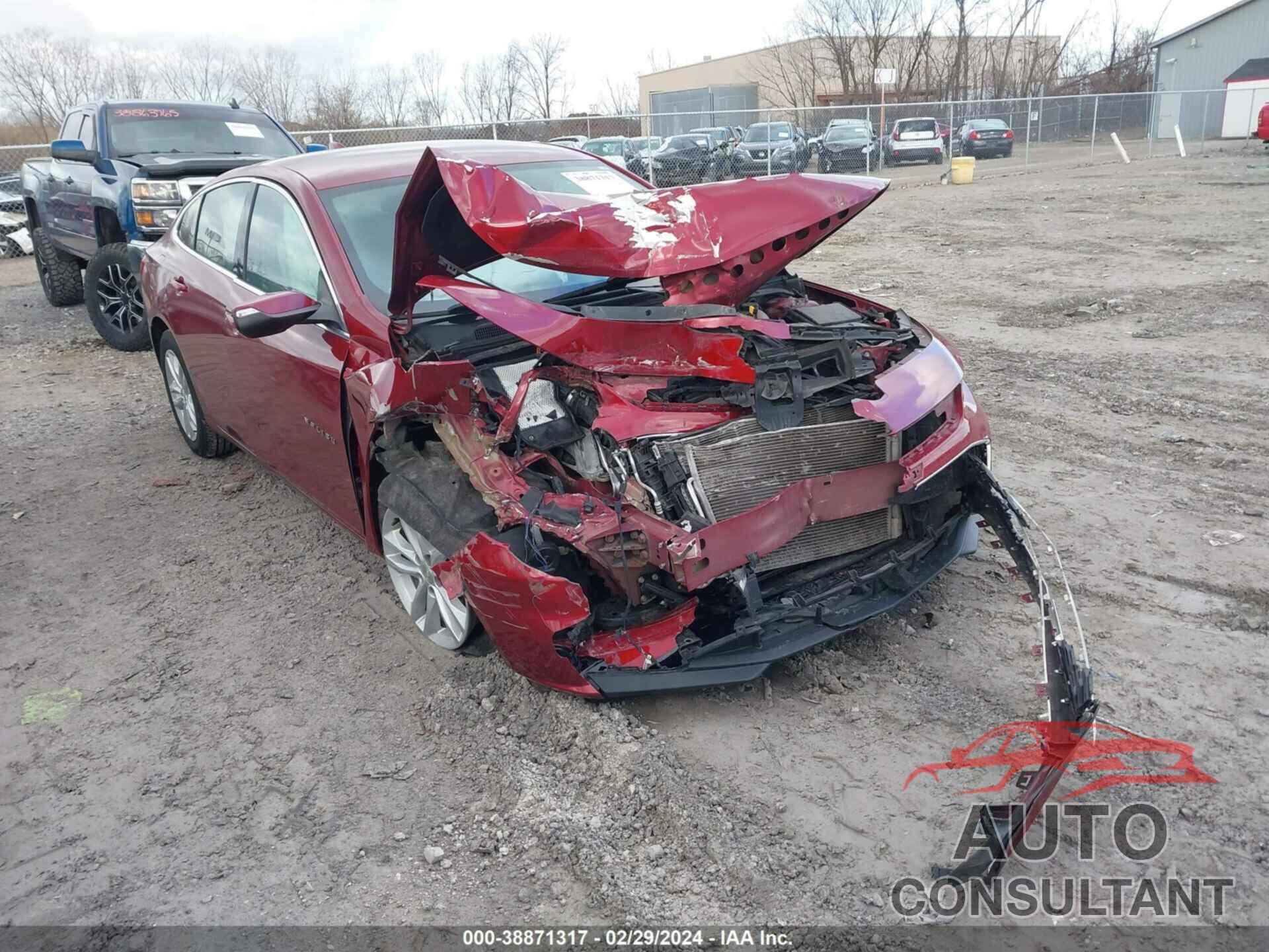 CHEVROLET MALIBU 2017 - 1G1ZE5ST4HF223396