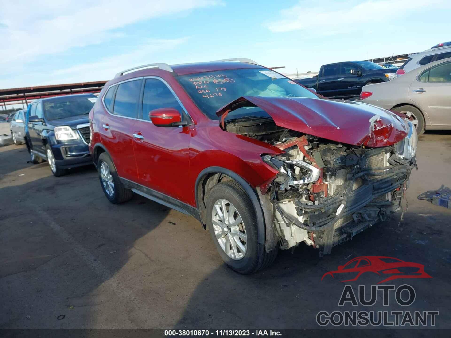 NISSAN ROGUE 2018 - 5N1AT2MT7JC764676