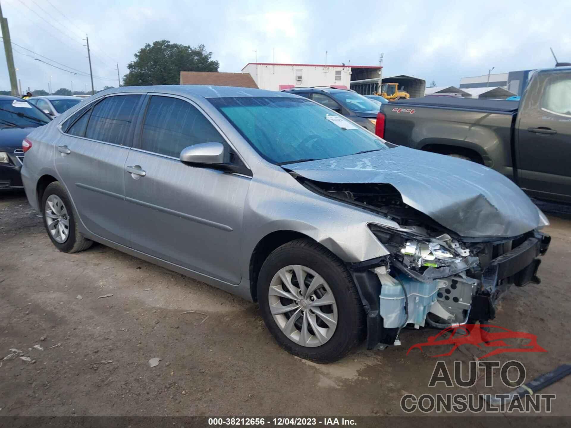 TOYOTA CAMRY 2016 - 4T4BF1FK1GR522615