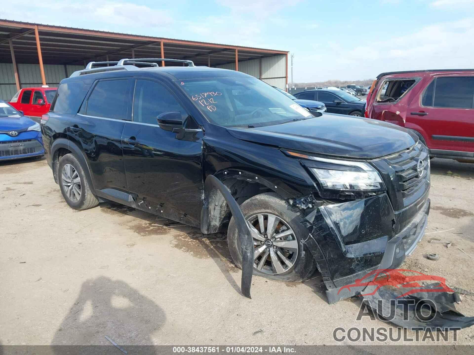 NISSAN PATHFINDER 2023 - 5N1DR3CA9PC239256