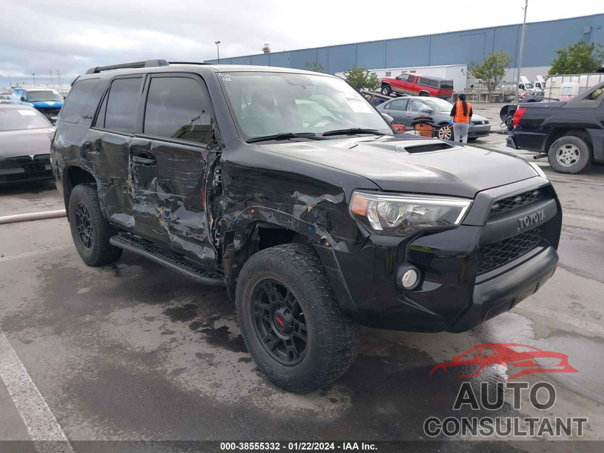 TOYOTA 4RUNNER 2018 - JTEBU5JR1J5606169