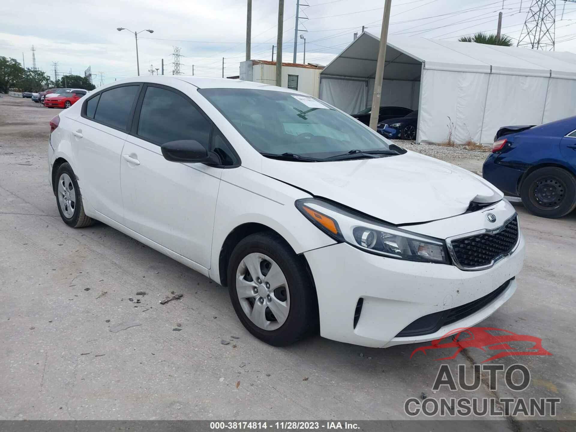 KIA FORTE 2018 - 3KPFL4A73JE209486