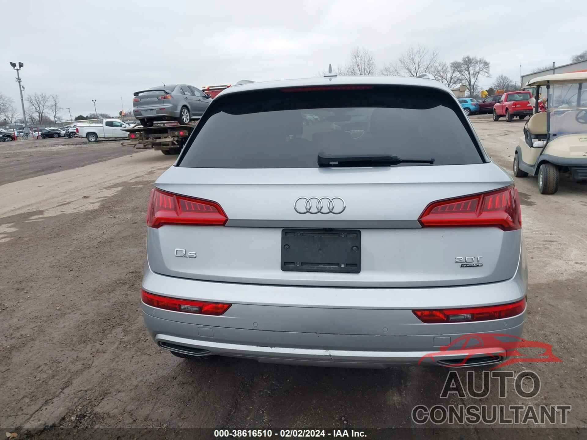 AUDI Q5 2018 - WA1BNAFY7J2118401